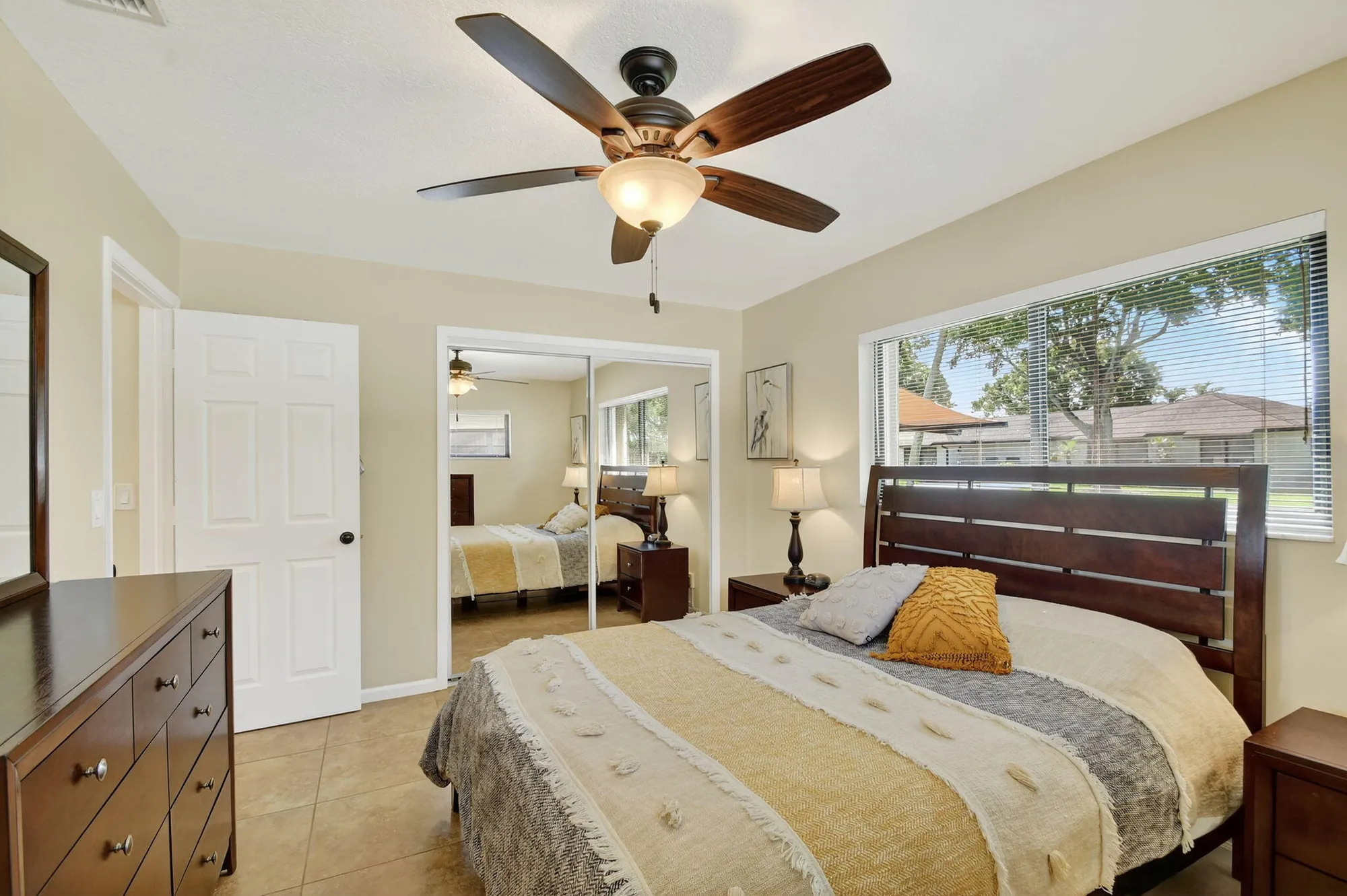 Property Slideshow image 24 of 40 | 4677 robinwood cir b, Boynton Beach, FL, 33436