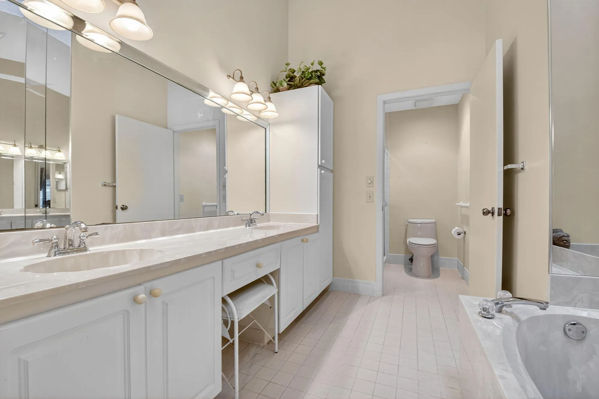 Property Slideshow image 31 of 59 | 4698 sextant cir, Boynton Beach, FL, 33436