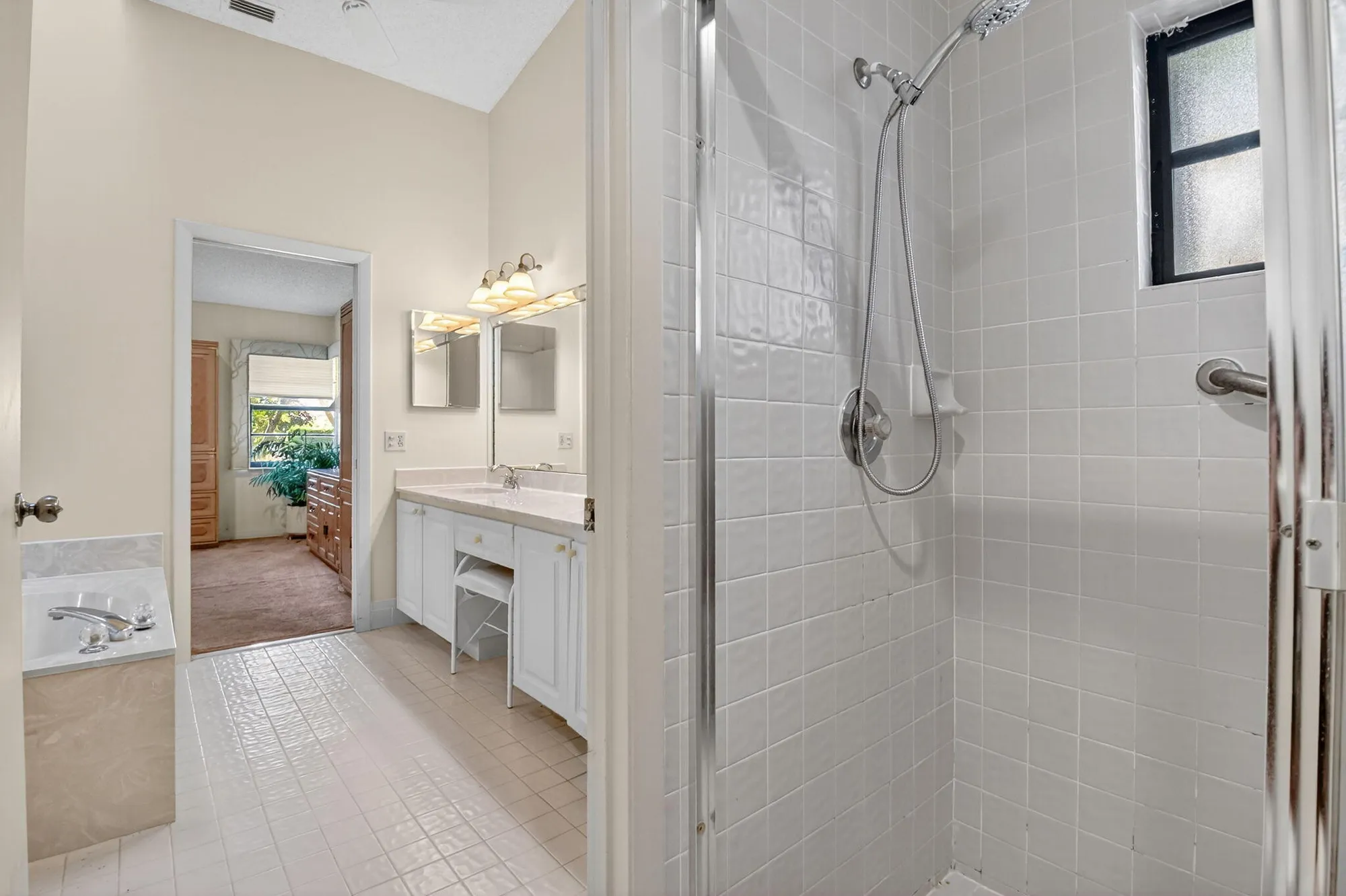Property Slideshow image 34 of 59 | 4698 sextant cir, Boynton Beach, FL, 33436
