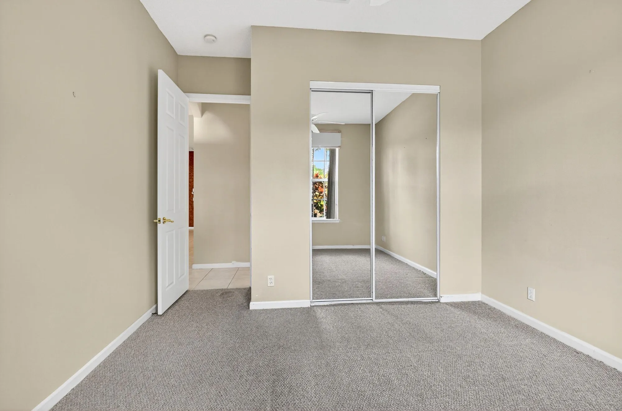 Property Slideshow image 33 of 94 | 8820 barrymore ln, Boynton Beach, FL, 33472