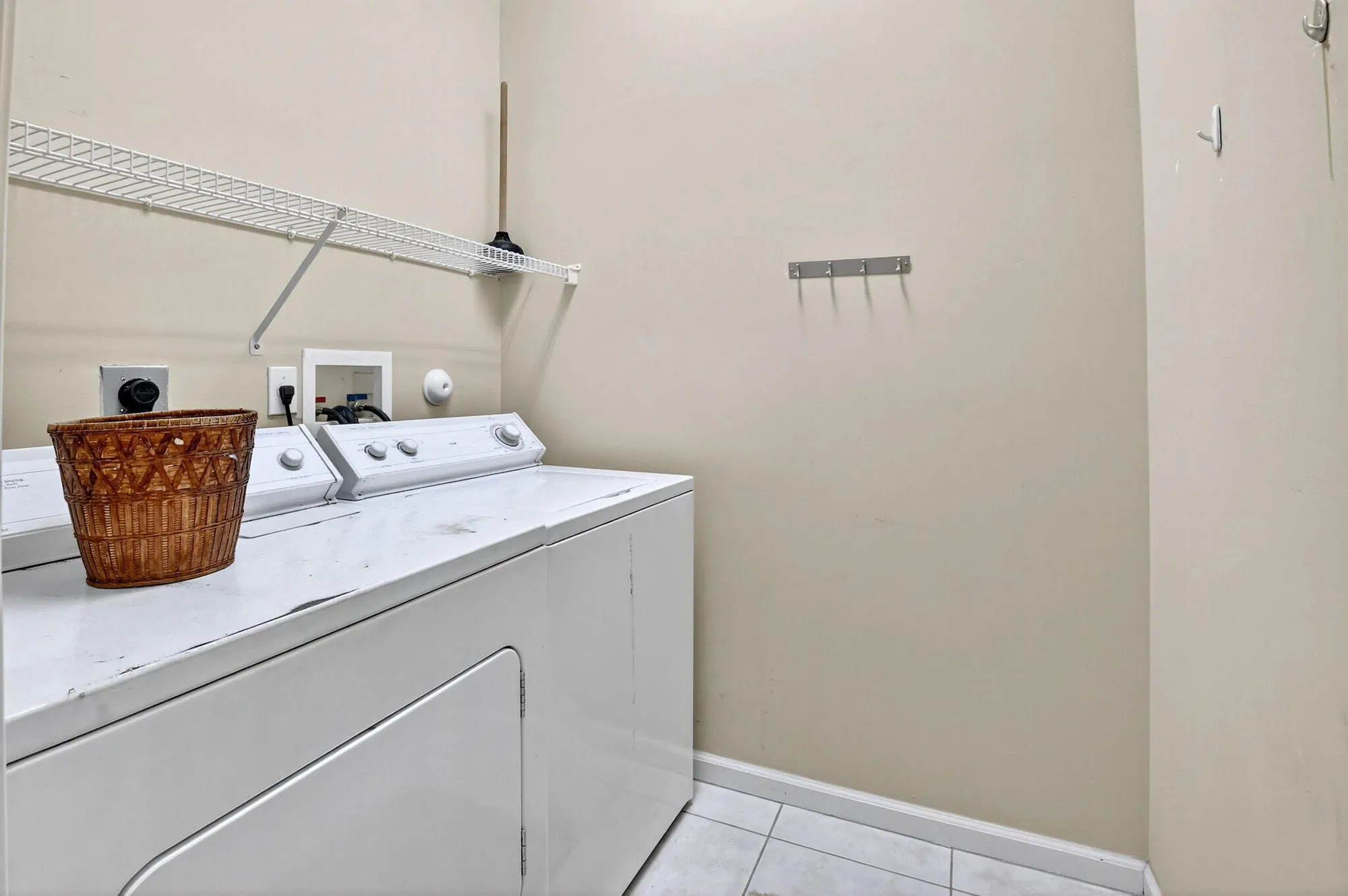 Property Slideshow image 37 of 94 | 8820 barrymore ln, Boynton Beach, FL, 33472