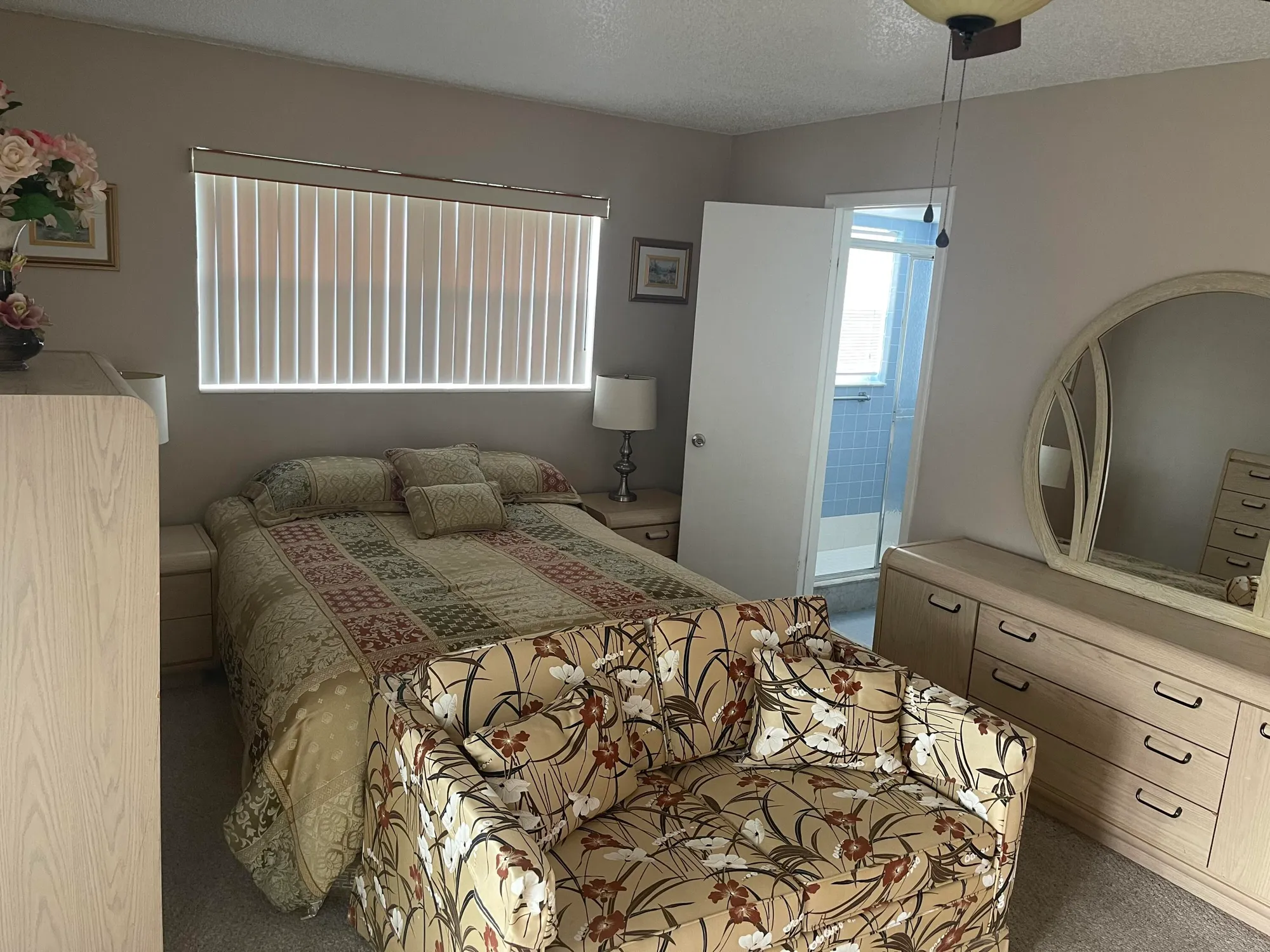 Property Slideshow image 3 of 5 | 424 chatham u, West Palm Beach, FL, 33417