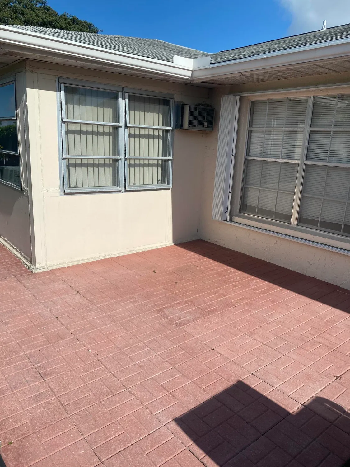 Property Slideshow image 14 of 40 | 442 franconia cir, Lake Worth, FL, 33467