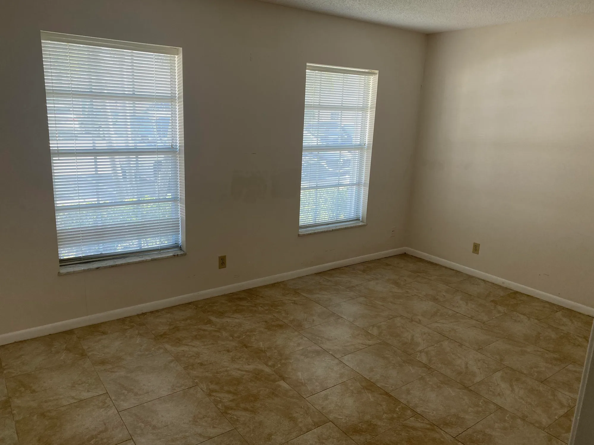 Property Slideshow image 23 of 40 | 442 franconia cir, Lake Worth, FL, 33467