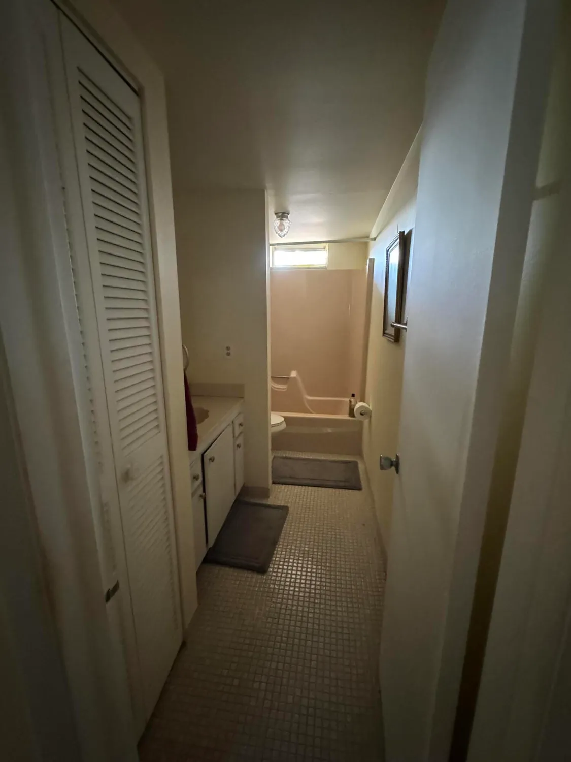 Property Slideshow image 8 of 10 | 2515 ne 1st ct 215, Boynton Beach, FL, 33435