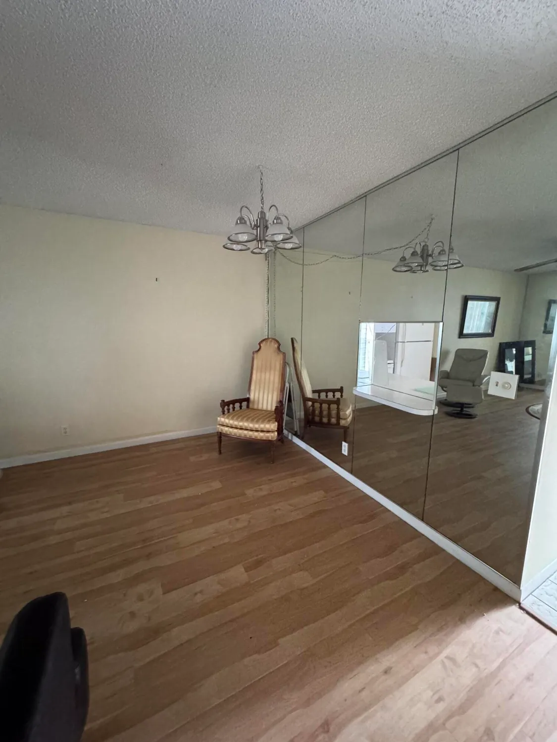 Property Slideshow image 5 of 10 | 2515 ne 1st ct 215, Boynton Beach, FL, 33435