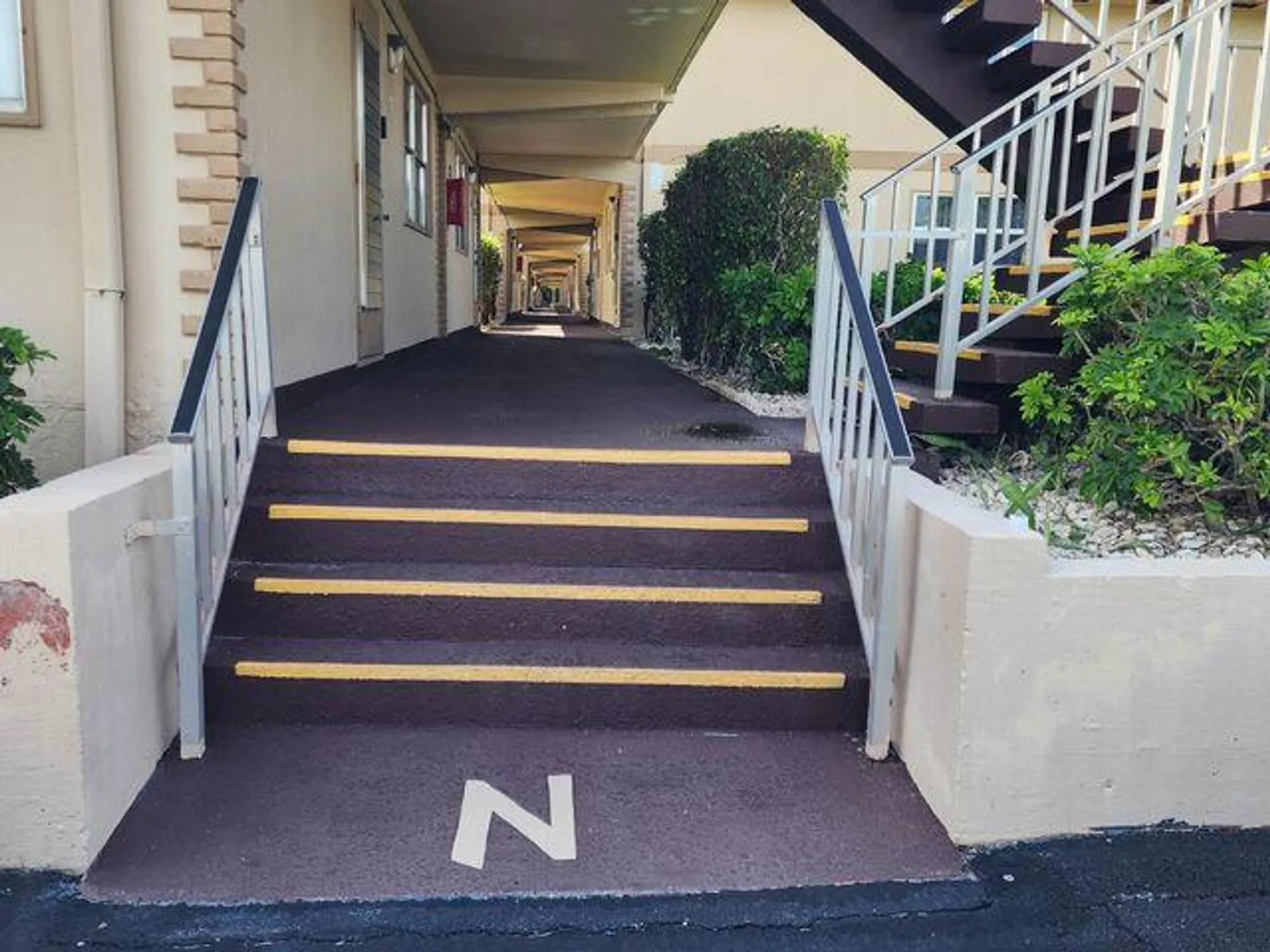 Property Slideshow image 4 of 20 | 632 brittany, Delray Beach, FL, 33446