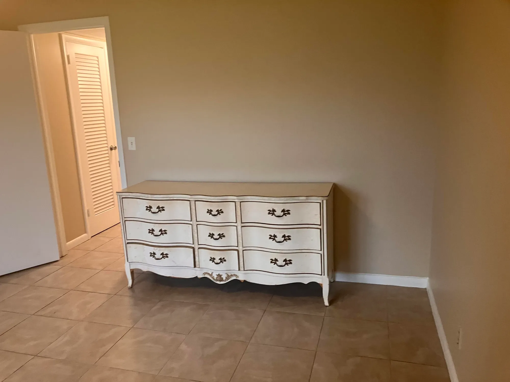 Property Slideshow image 10 of 21 | 3 dorchester a, West Palm Beach, FL, 33417