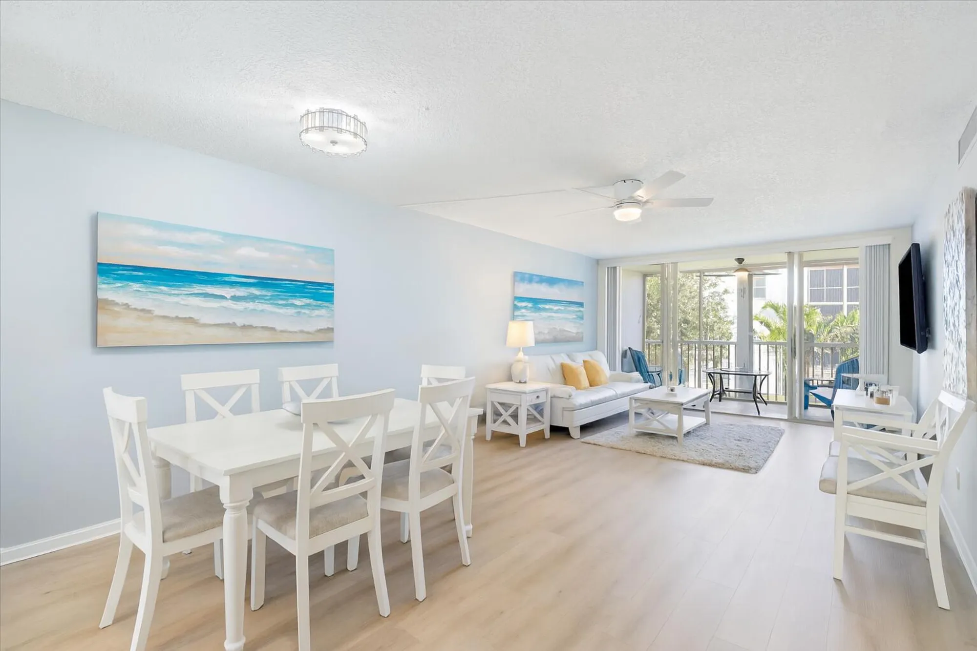 Property Slideshow image 10 of 40 | 2018 s federal hwy apt 206, Boynton Beach, FL, 33435