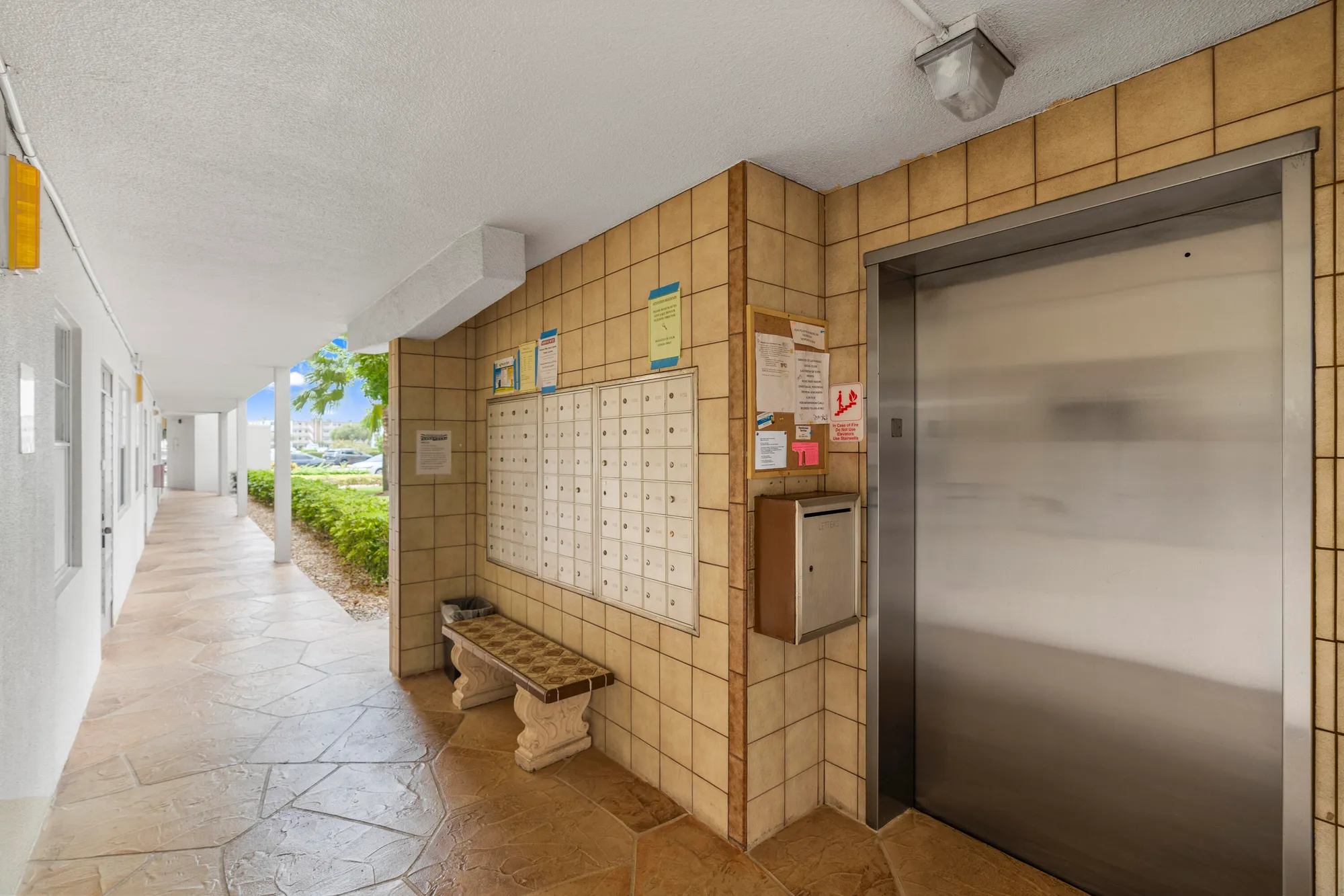 Property Slideshow image 34 of 48 | 4054 newcastle c, Boca Raton, FL, 33434