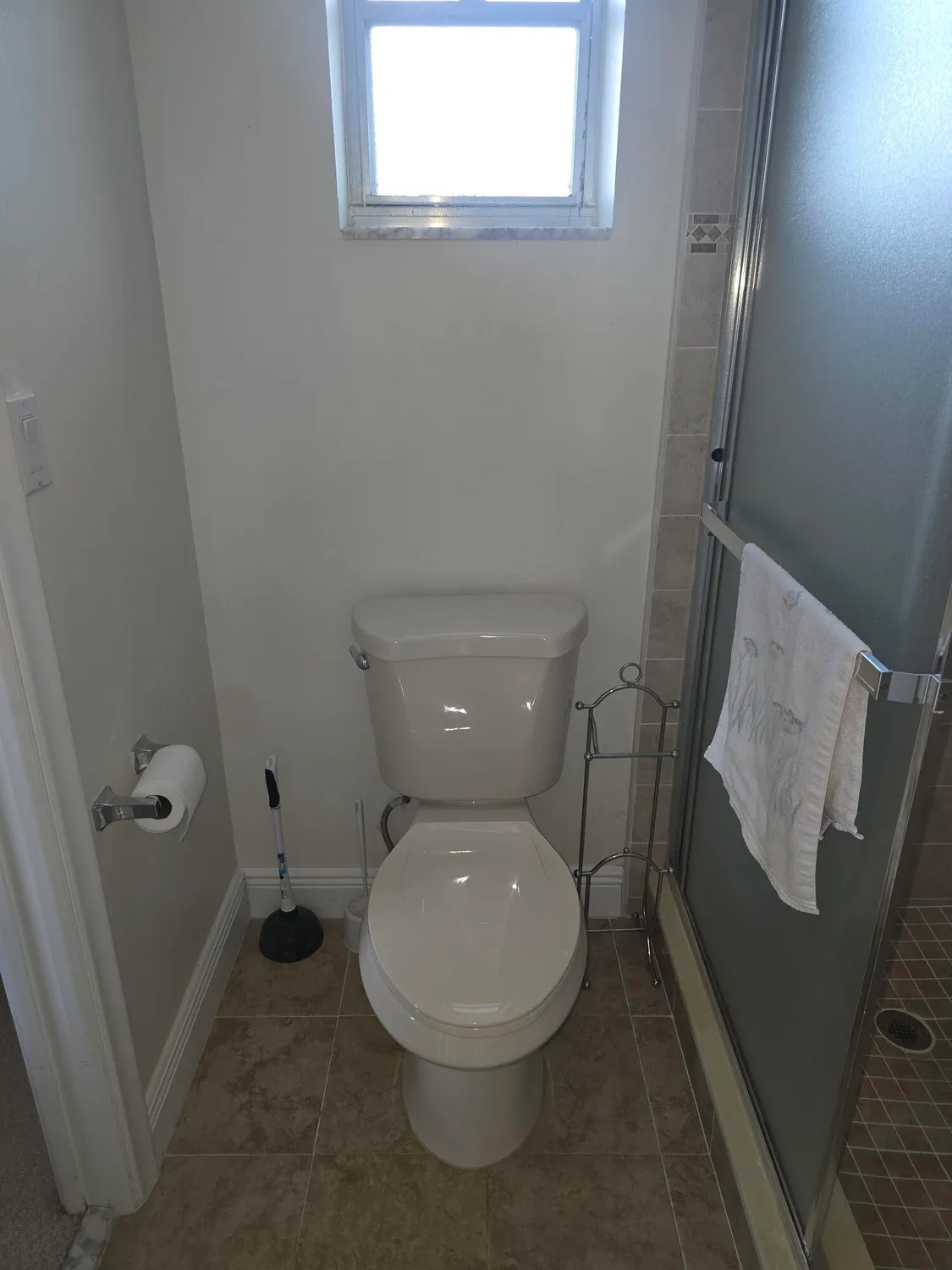 Property Slideshow image 19 of 30 | 2812 garden dr 301, Lake Worth, FL, 33461