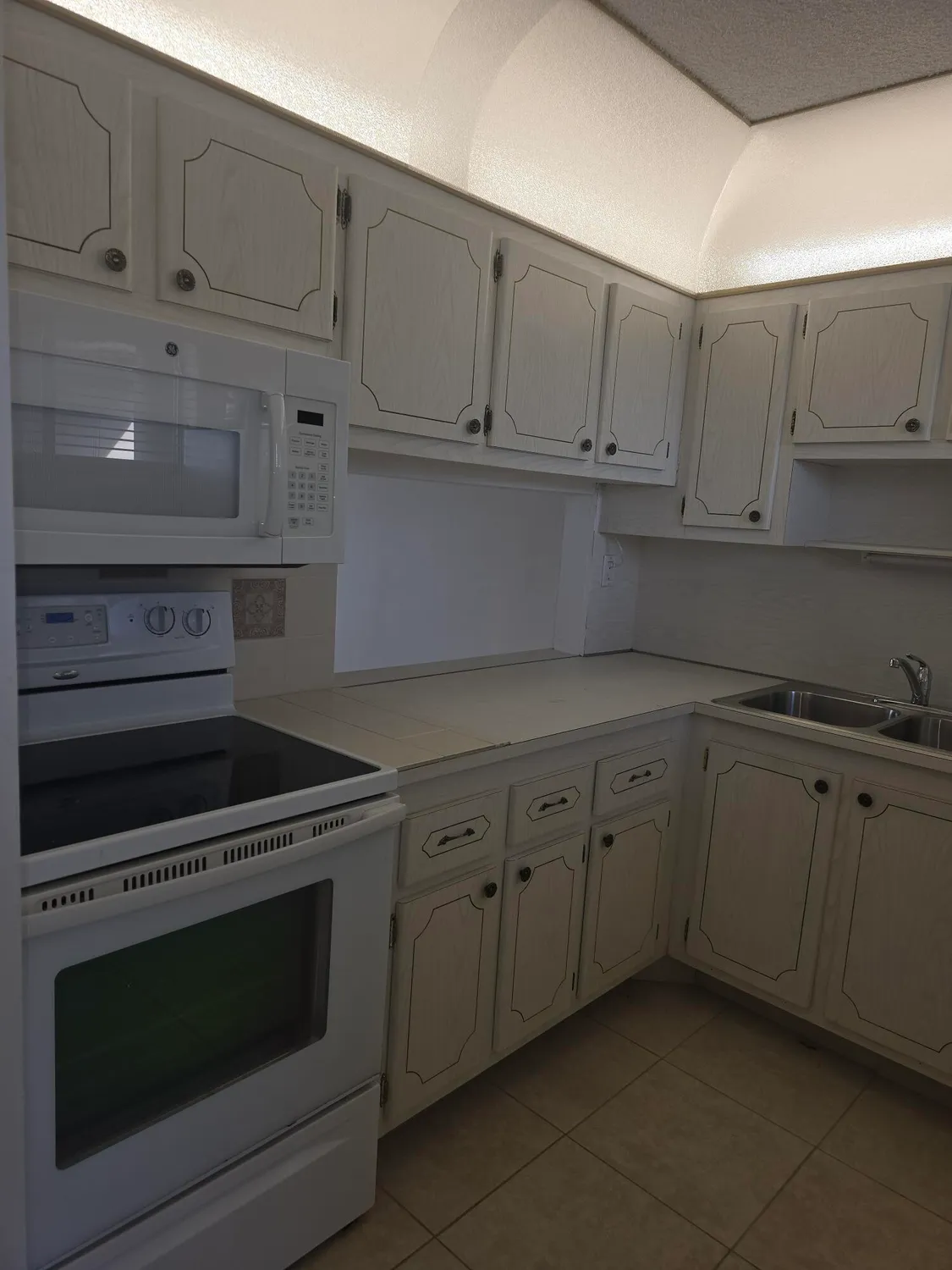 Property Slideshow image 30 of 30 | 2812 garden dr 301, Lake Worth, FL, 33461