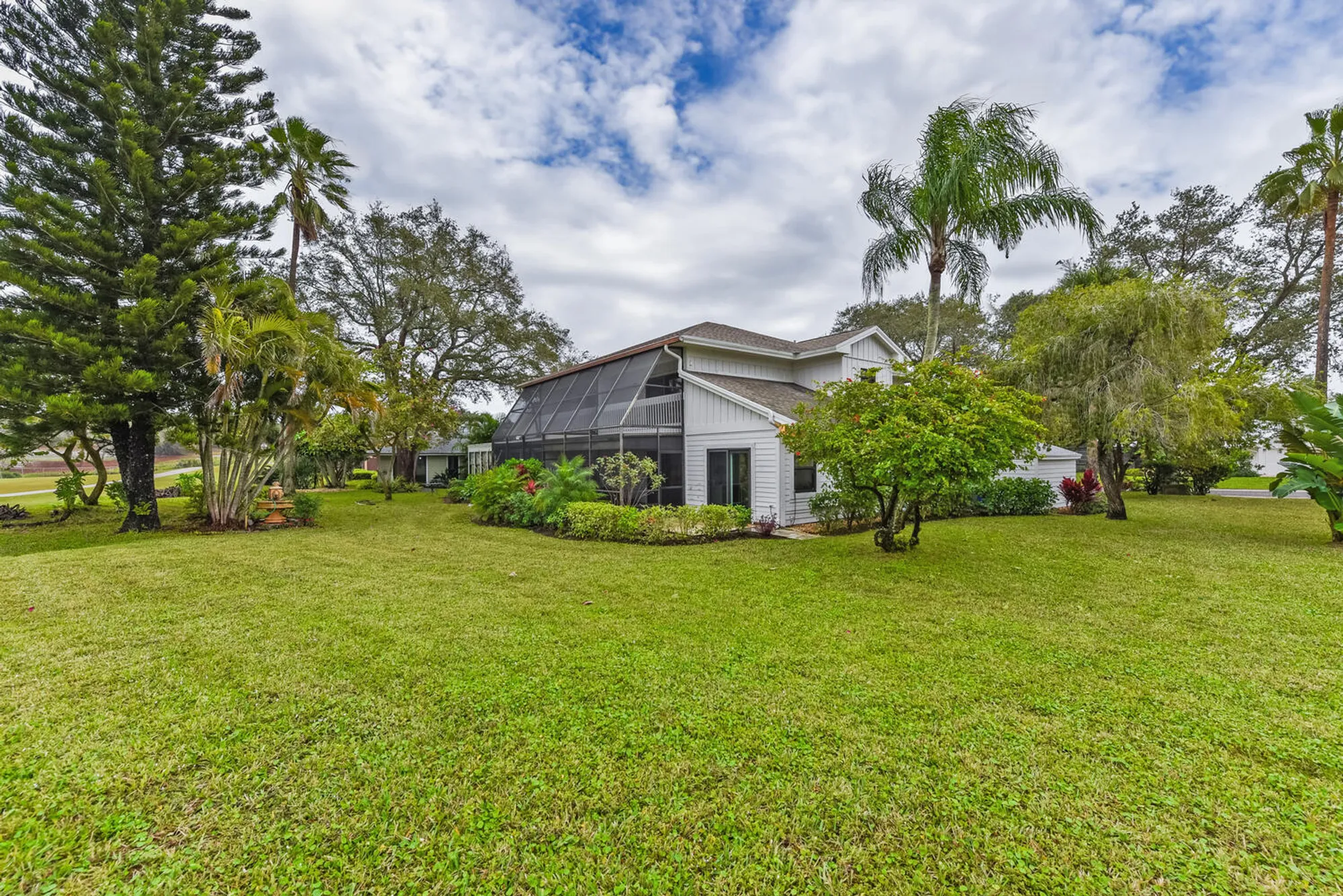 Property Slideshow image 2 of 59 | 12698 se cascades ct, Hobe Sound, FL, 33455