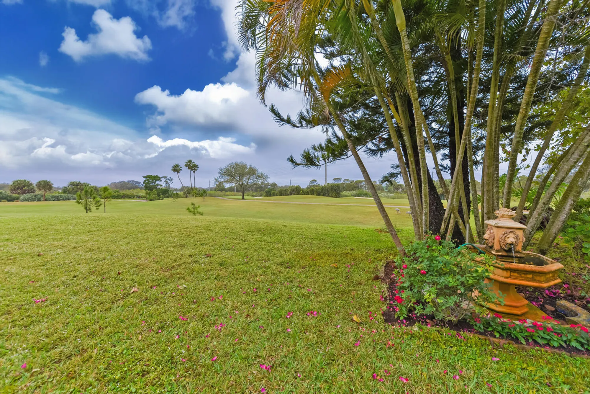 Property Slideshow image 32 of 59 | 12698 se cascades ct, Hobe Sound, FL, 33455