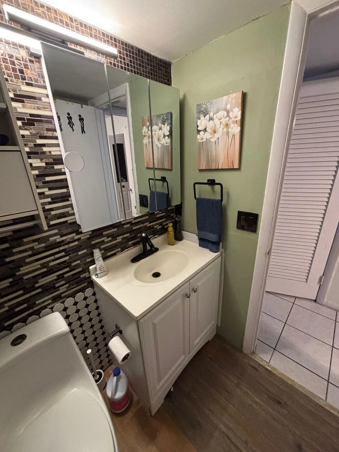 Property Slideshow image 7 of 8 | 104 hastings g, West Palm Beach, FL, 33417