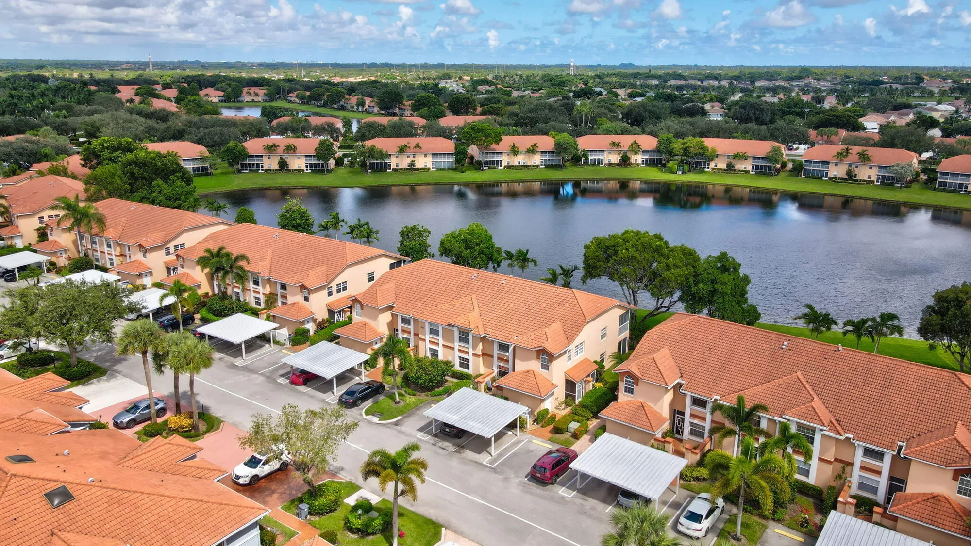 Property Slideshow image 4 of 55 | 9927 seacrest cir apt 202, Boynton Beach, FL, 33437