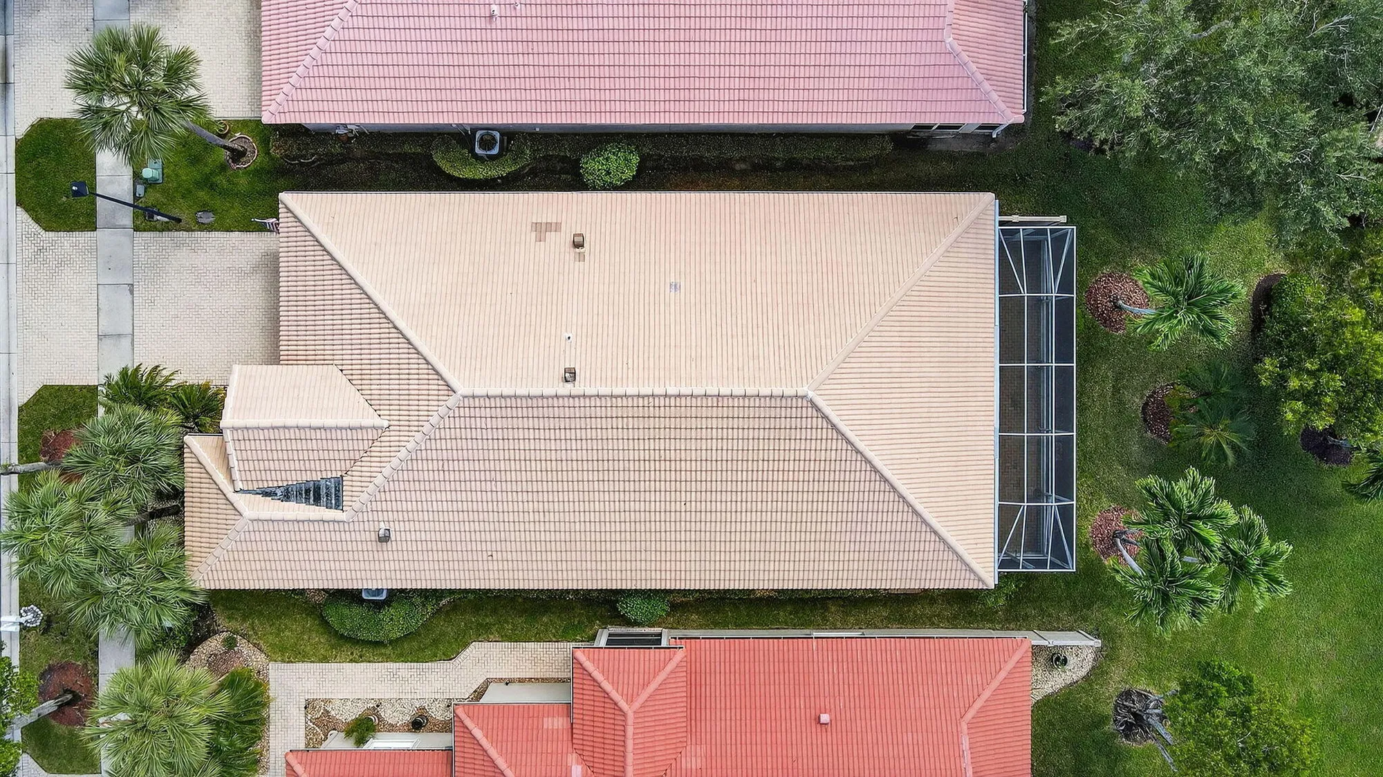 Property Slideshow image 53 of 86 | 2325 sapphire cir, West Palm Beach, FL, 33411