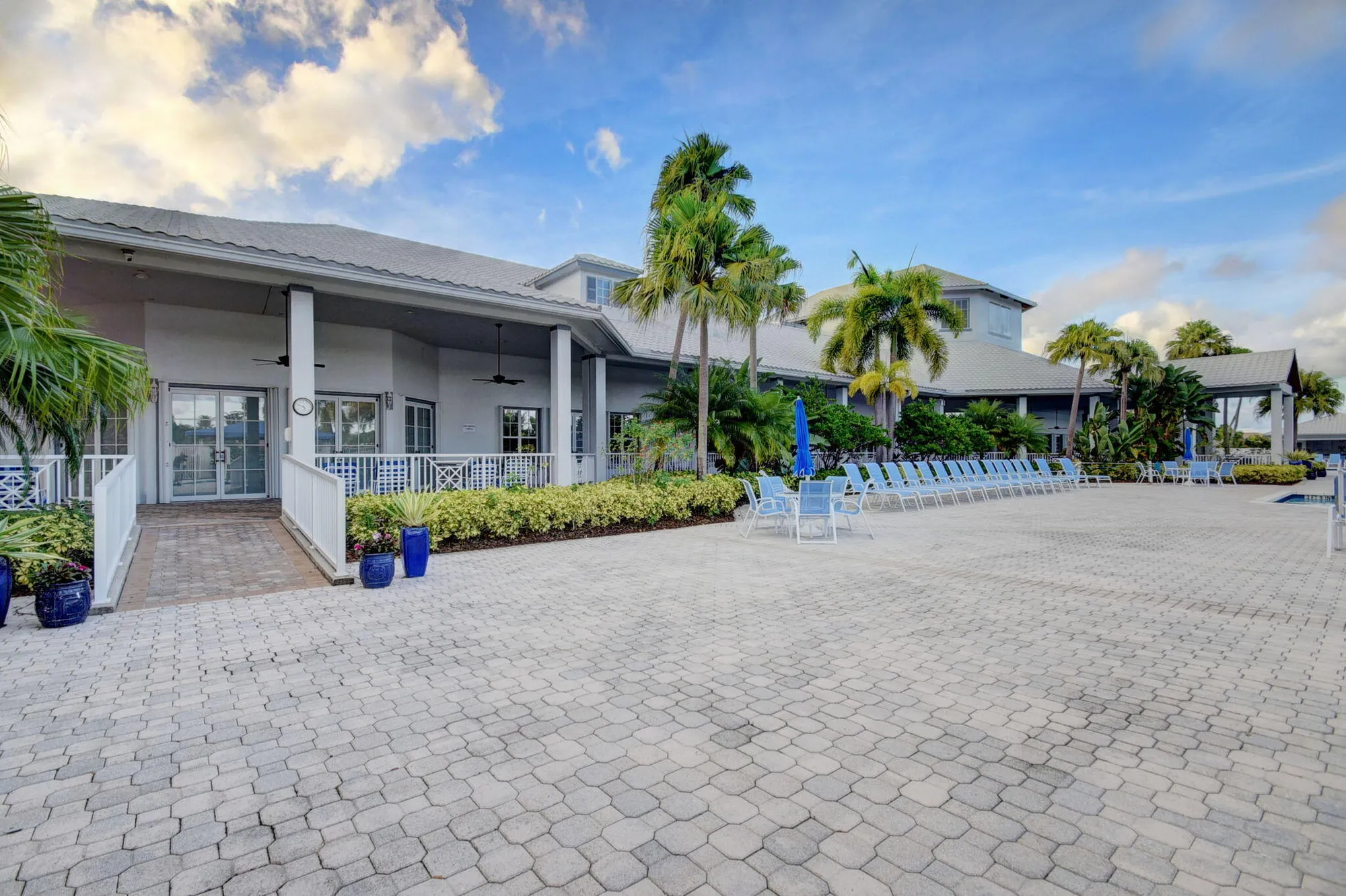 Property Slideshow image 76 of 86 | 2325 sapphire cir, West Palm Beach, FL, 33411