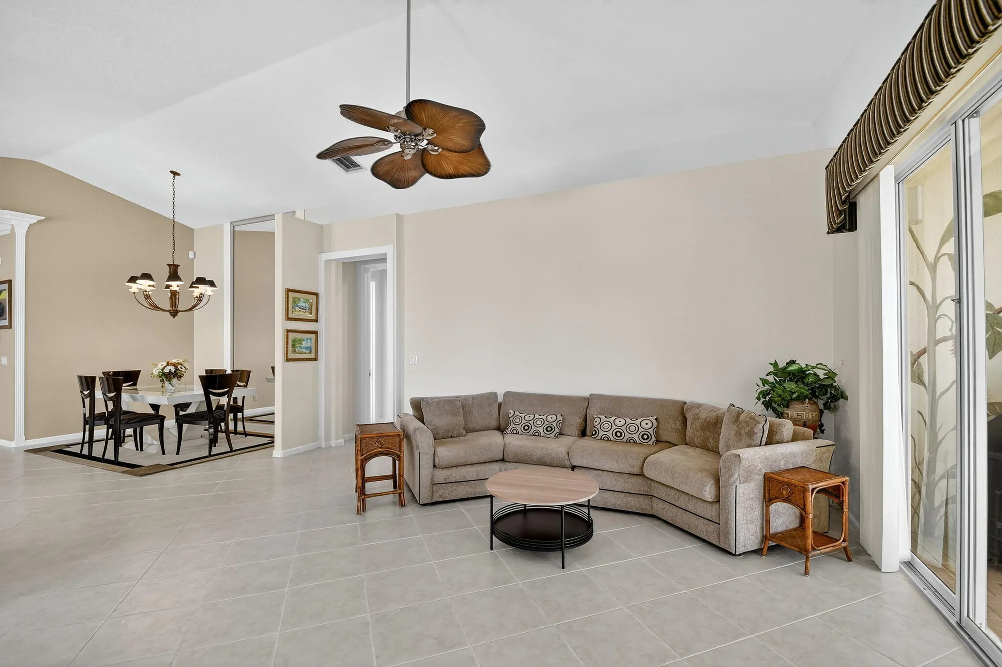 Property Slideshow image 19 of 86 | 2325 sapphire cir, West Palm Beach, FL, 33411