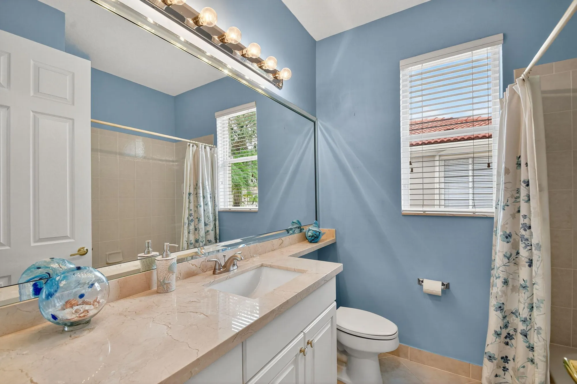 Property Slideshow image 34 of 86 | 2325 sapphire cir, West Palm Beach, FL, 33411
