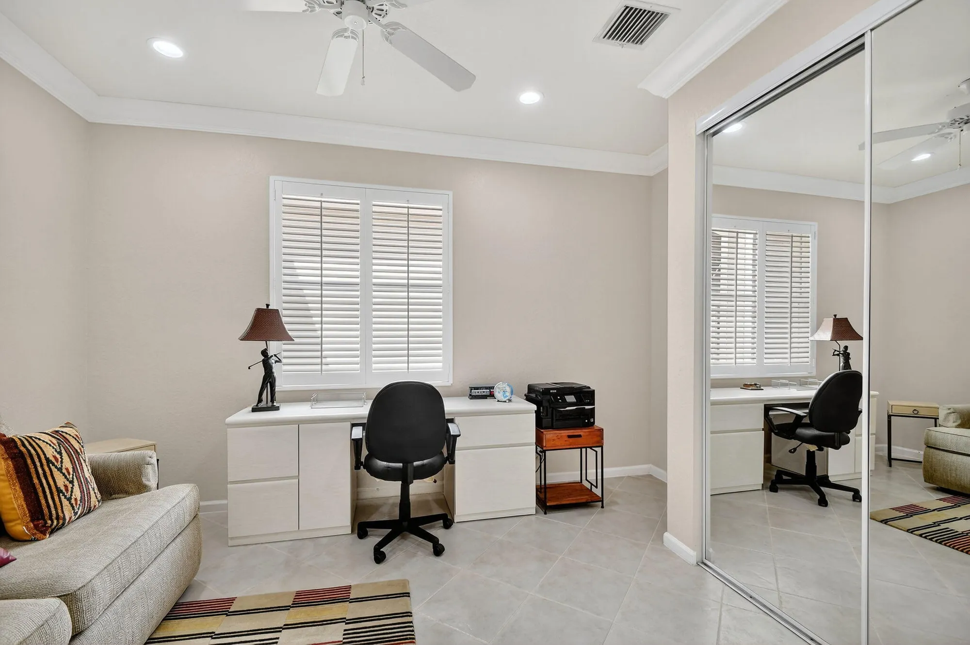 Property Slideshow image 32 of 86 | 2325 sapphire cir, West Palm Beach, FL, 33411