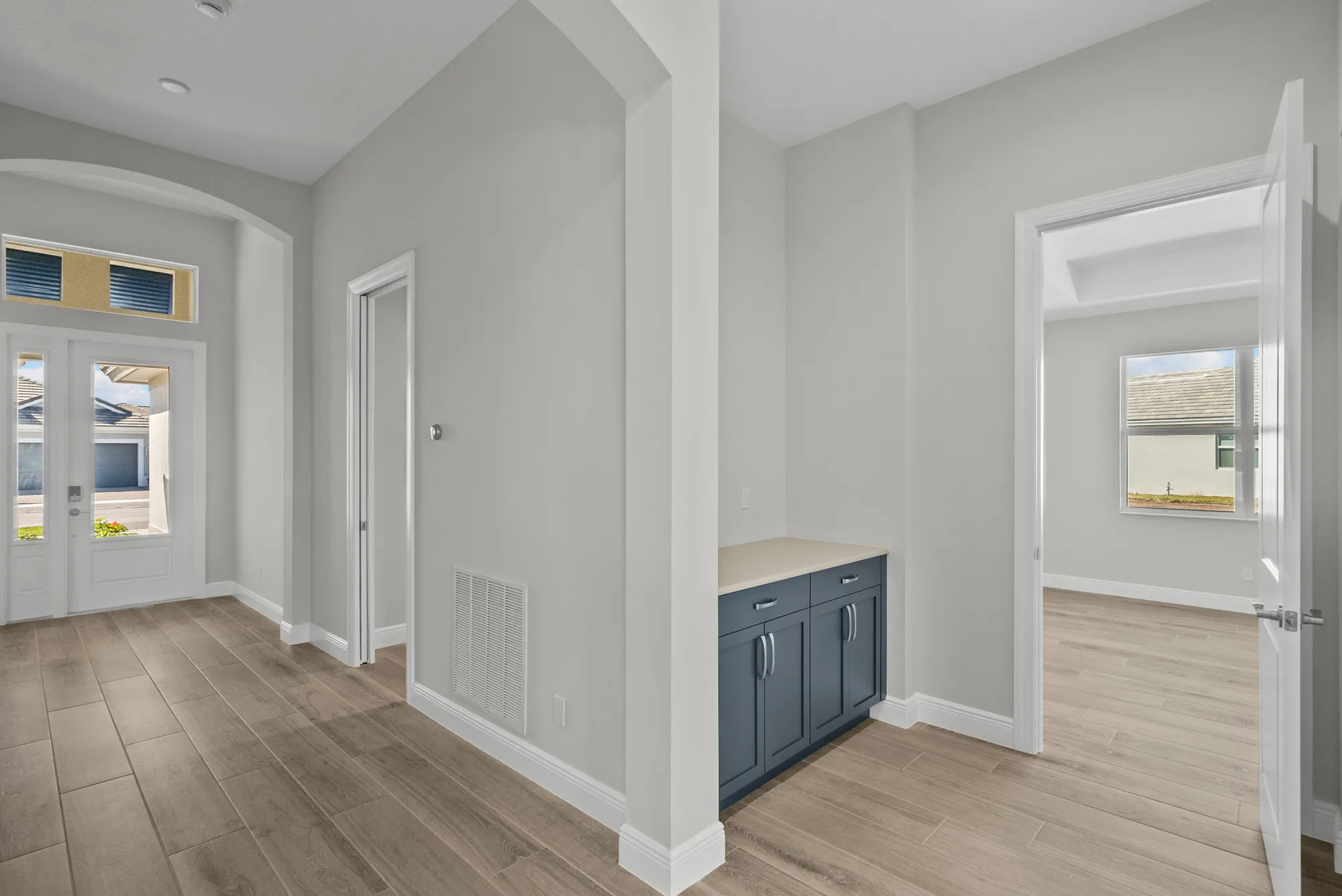 Property Slideshow image 11 of 30 | 12501 sw sunrise lake ter, Port Saint Lucie, FL, 34987