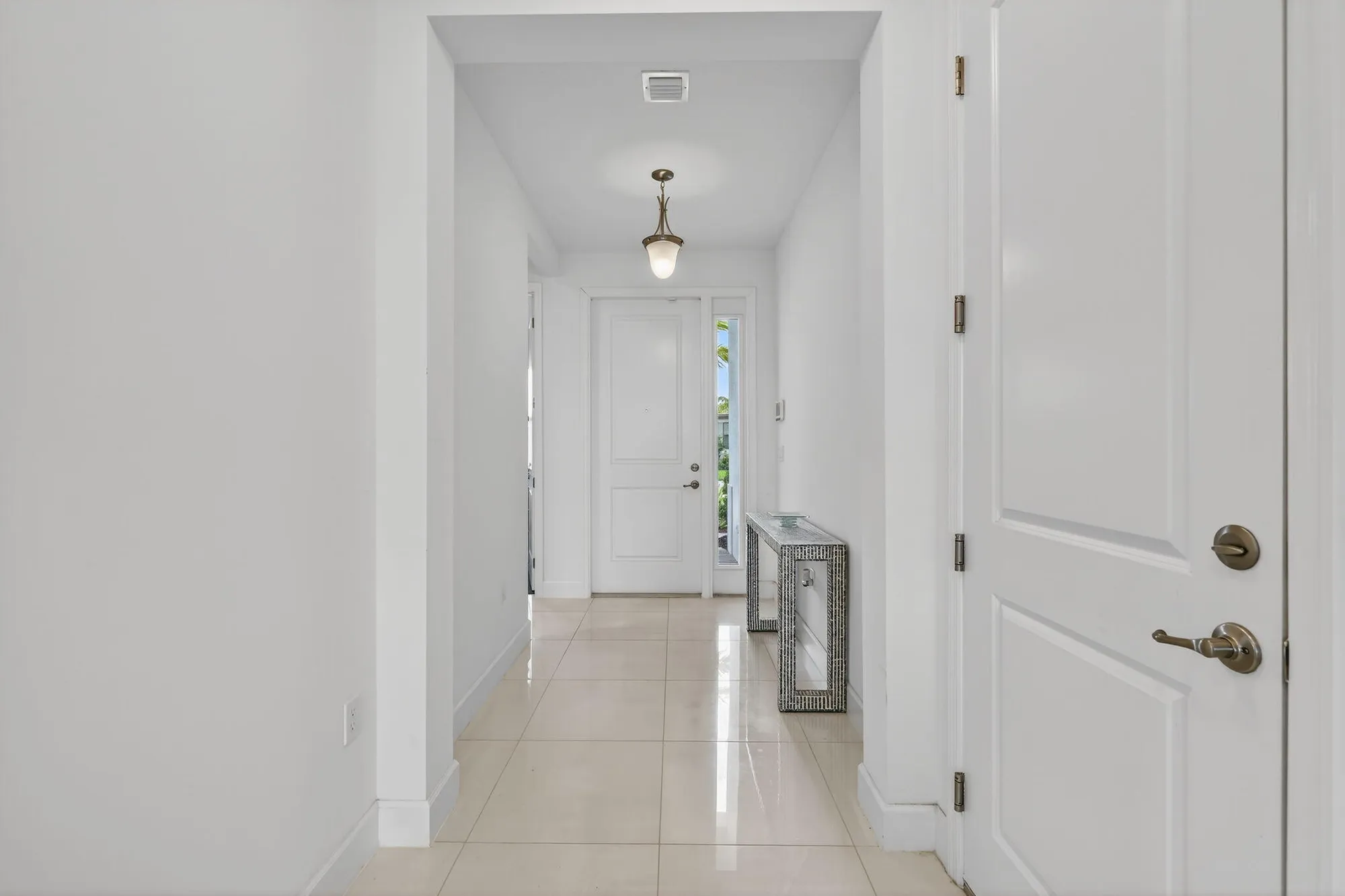 Property Slideshow image 17 of 32 | 12688 sw blue mangrove pkwy, Port Saint Lucie, FL, 34987