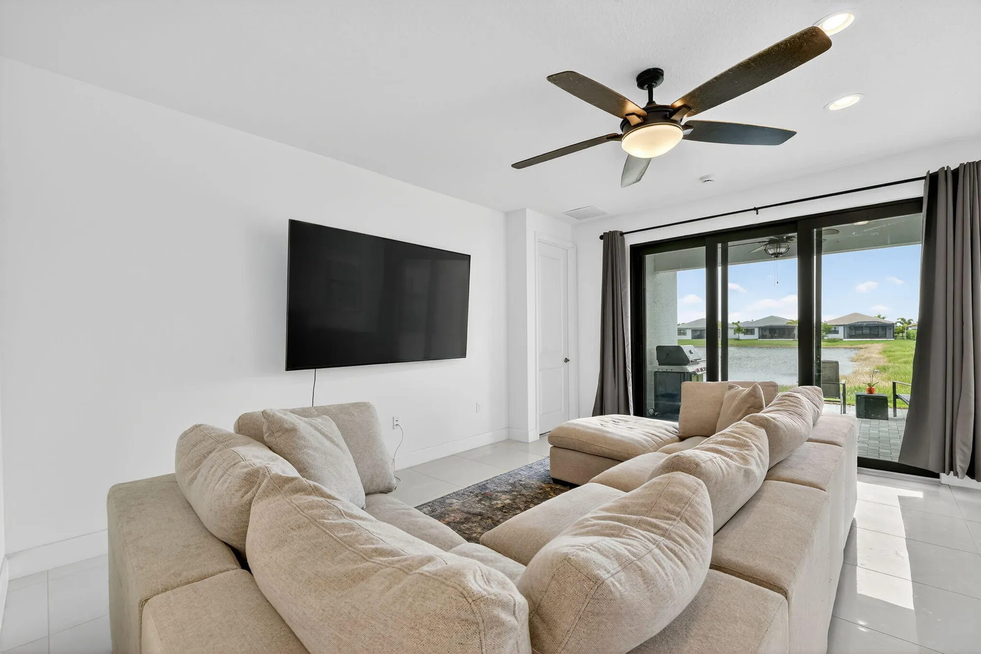 Property Slideshow image 18 of 32 | 12688 sw blue mangrove pkwy, Port Saint Lucie, FL, 34987