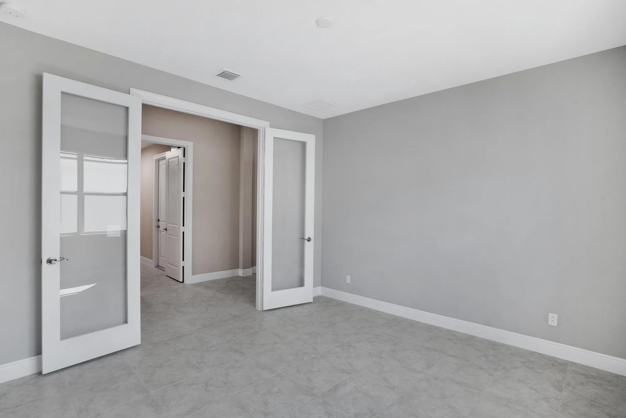 Property Slideshow image 28 of 39 | 12446 sw sunrise lake ter, Port Saint Lucie, FL, 34987