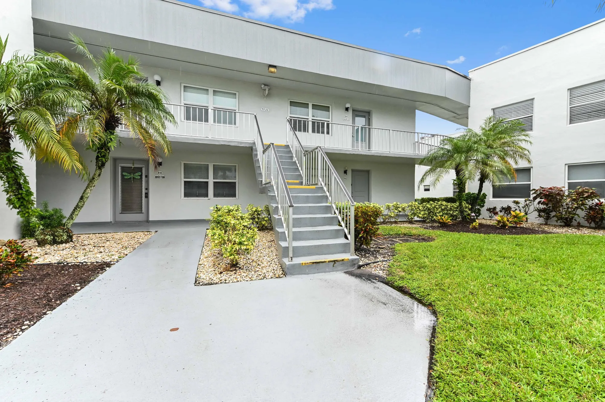 Property Slideshow image 2 of 36 | 588 normandy m, Delray Beach, FL, 33484