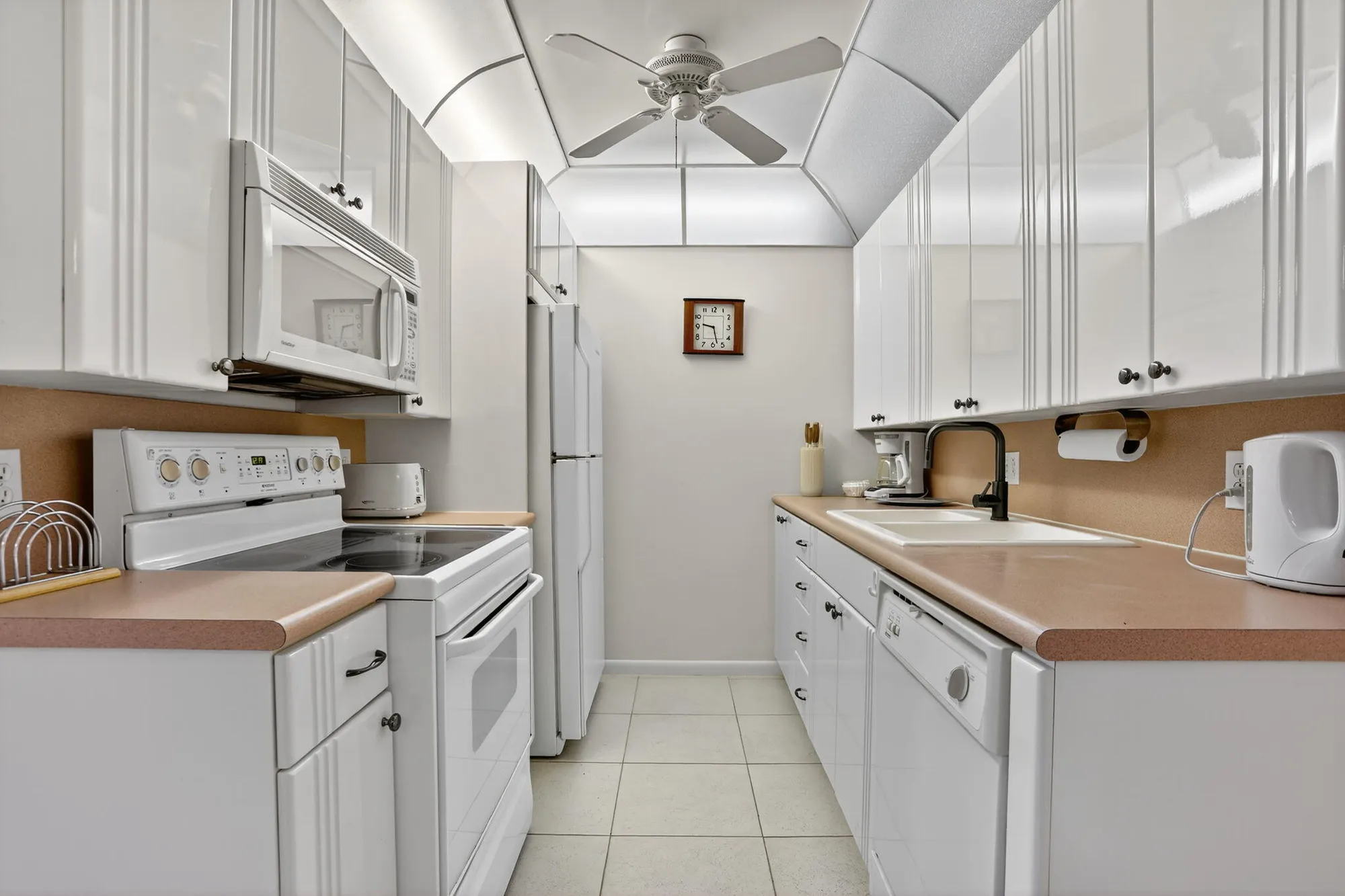 Property Slideshow image 9 of 25 | 326 grantham b # 326, Deerfield Beach, FL, 33442