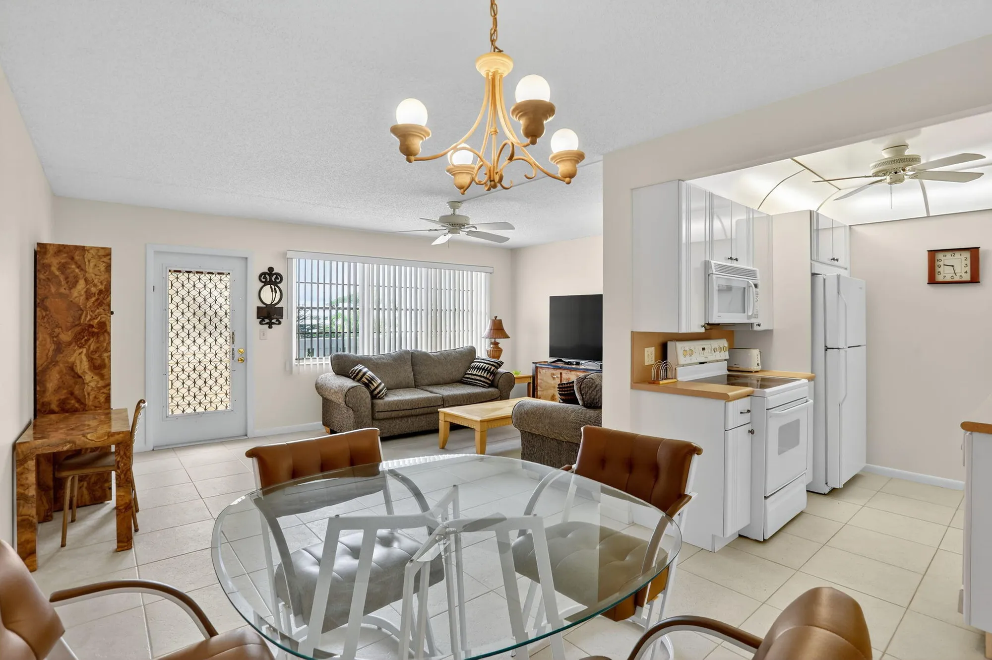 Property Slideshow image 8 of 25 | 326 grantham b # 326, Deerfield Beach, FL, 33442