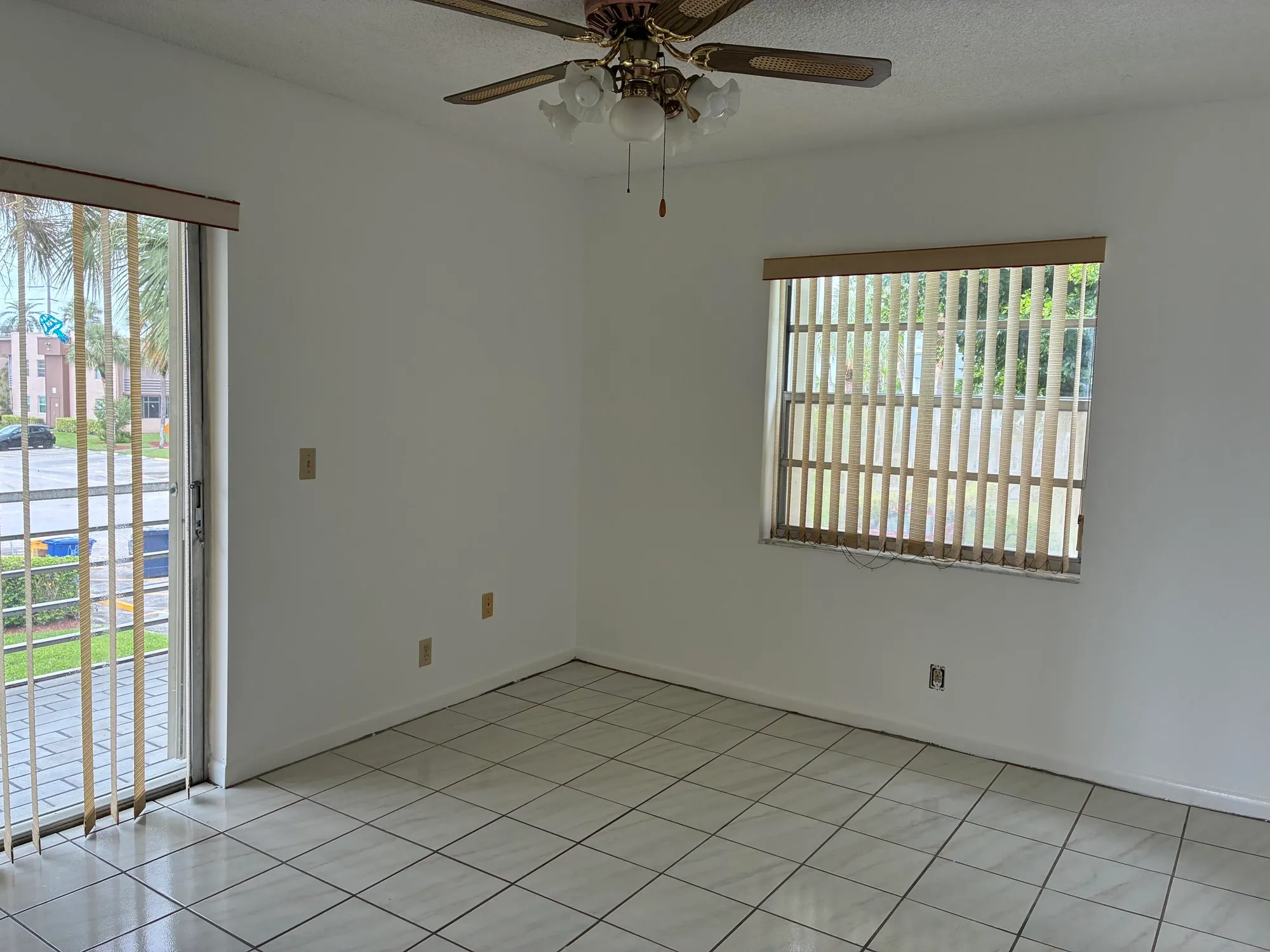 Property Slideshow image 22 of 55 | 574 burgundy l # 574, Delray Beach, FL, 33484