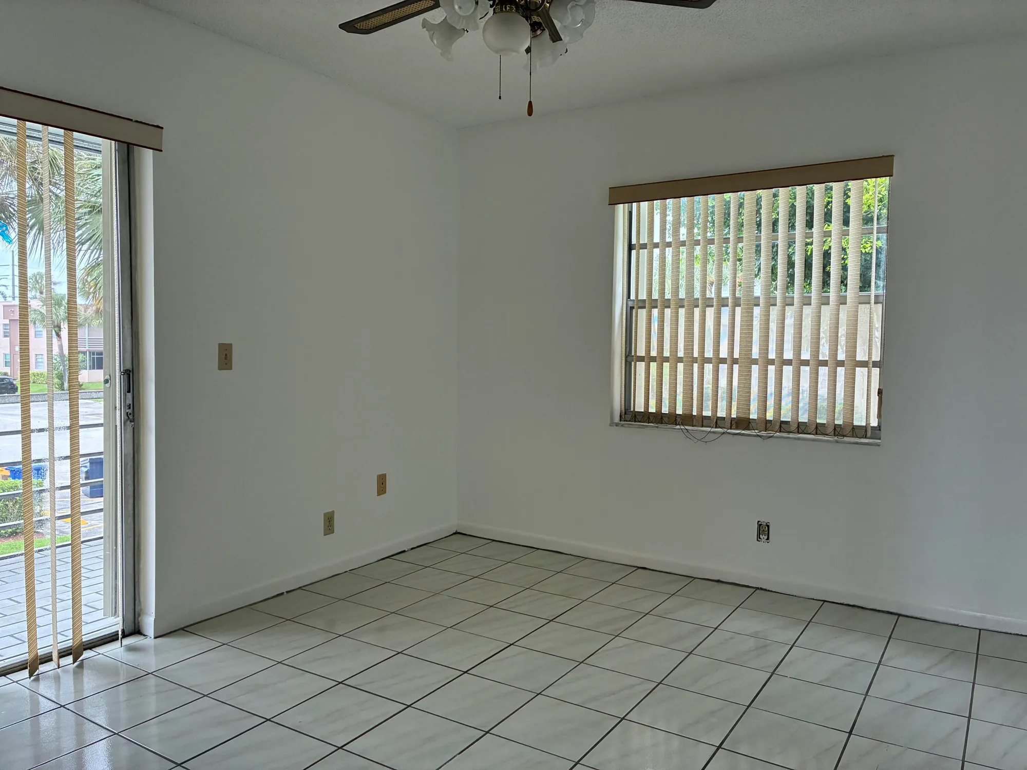 Property Slideshow image 24 of 55 | 574 burgundy l # 574, Delray Beach, FL, 33484