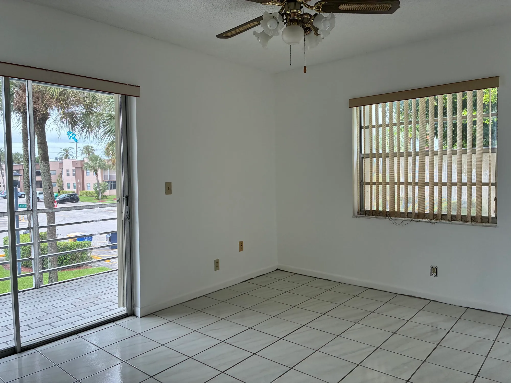 Property Slideshow image 25 of 55 | 574 burgundy l # 574, Delray Beach, FL, 33484