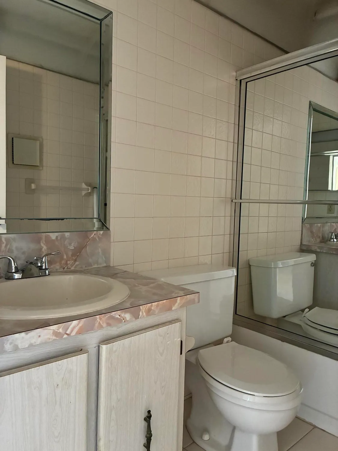 Property Slideshow image 17 of 55 | 574 burgundy l # 574, Delray Beach, FL, 33484