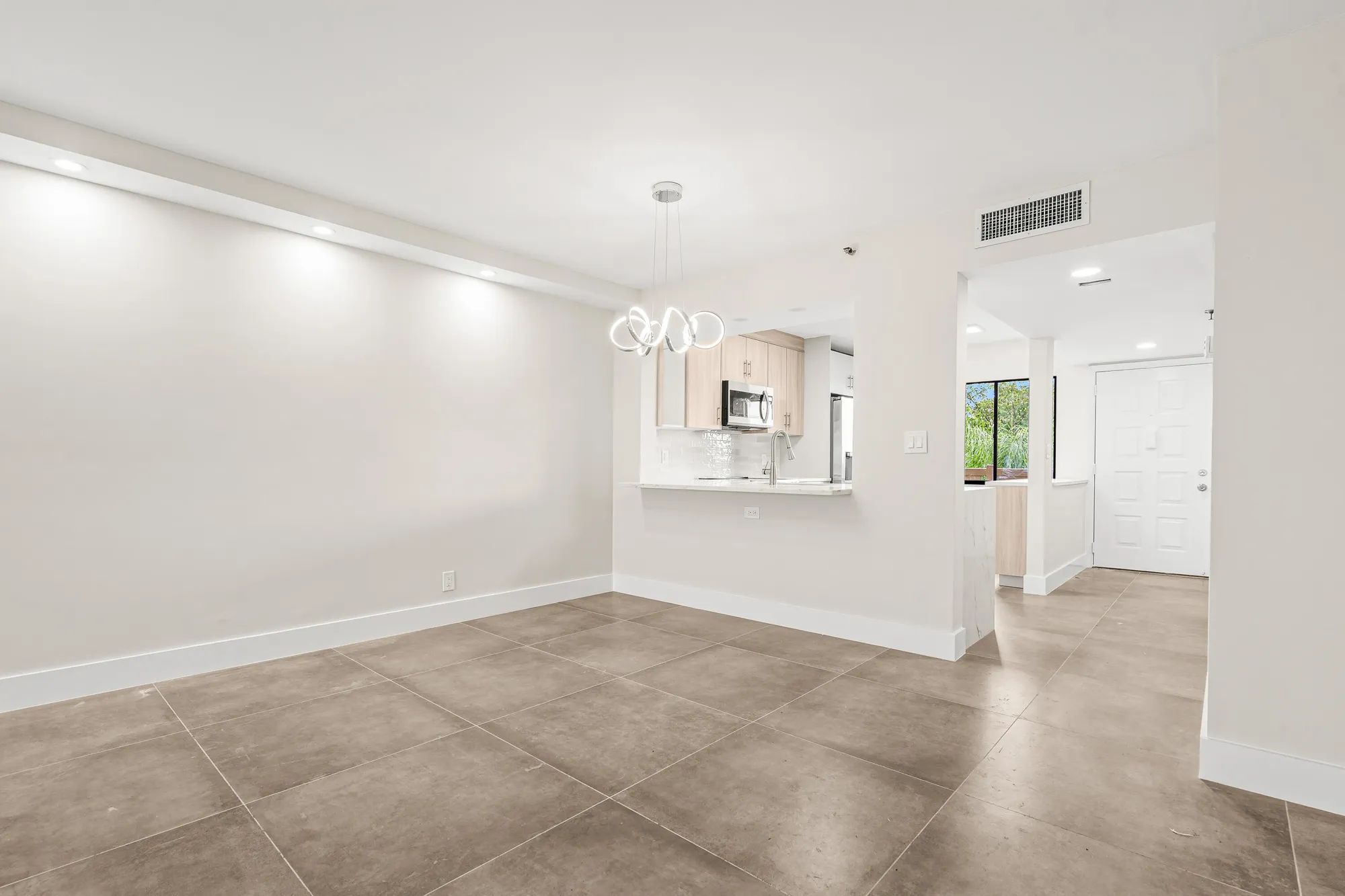 Property Slideshow image 14 of 32 | 14425 strathmore ln 505, Delray Beach, FL, 33446