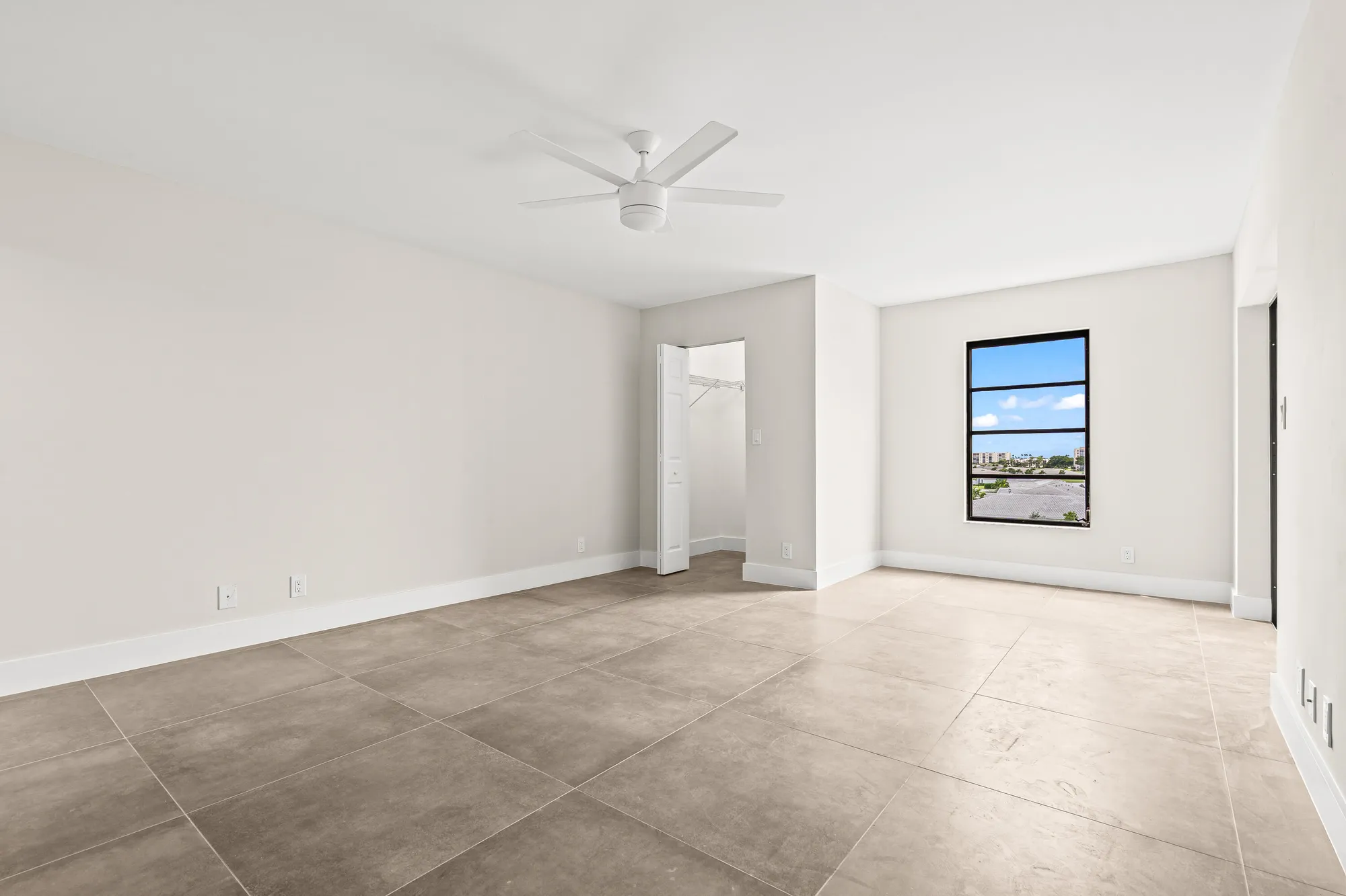 Property Slideshow image 22 of 32 | 14425 strathmore ln 505, Delray Beach, FL, 33446