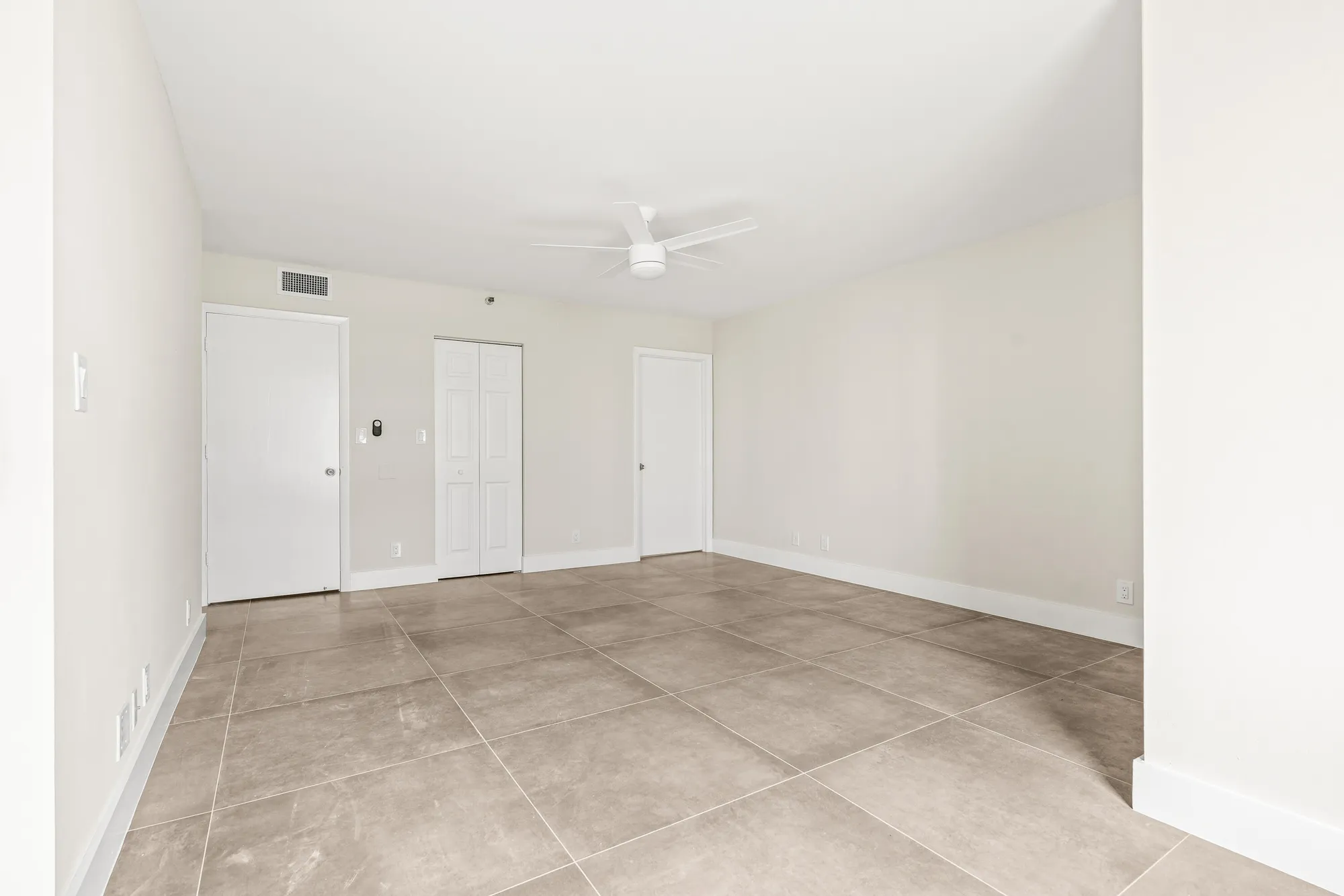 Property Slideshow image 25 of 32 | 14425 strathmore ln 505, Delray Beach, FL, 33446