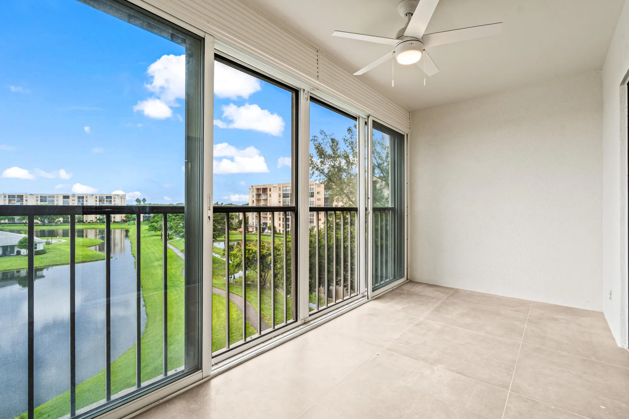 Property Slideshow image 28 of 32 | 14425 strathmore ln 505, Delray Beach, FL, 33446