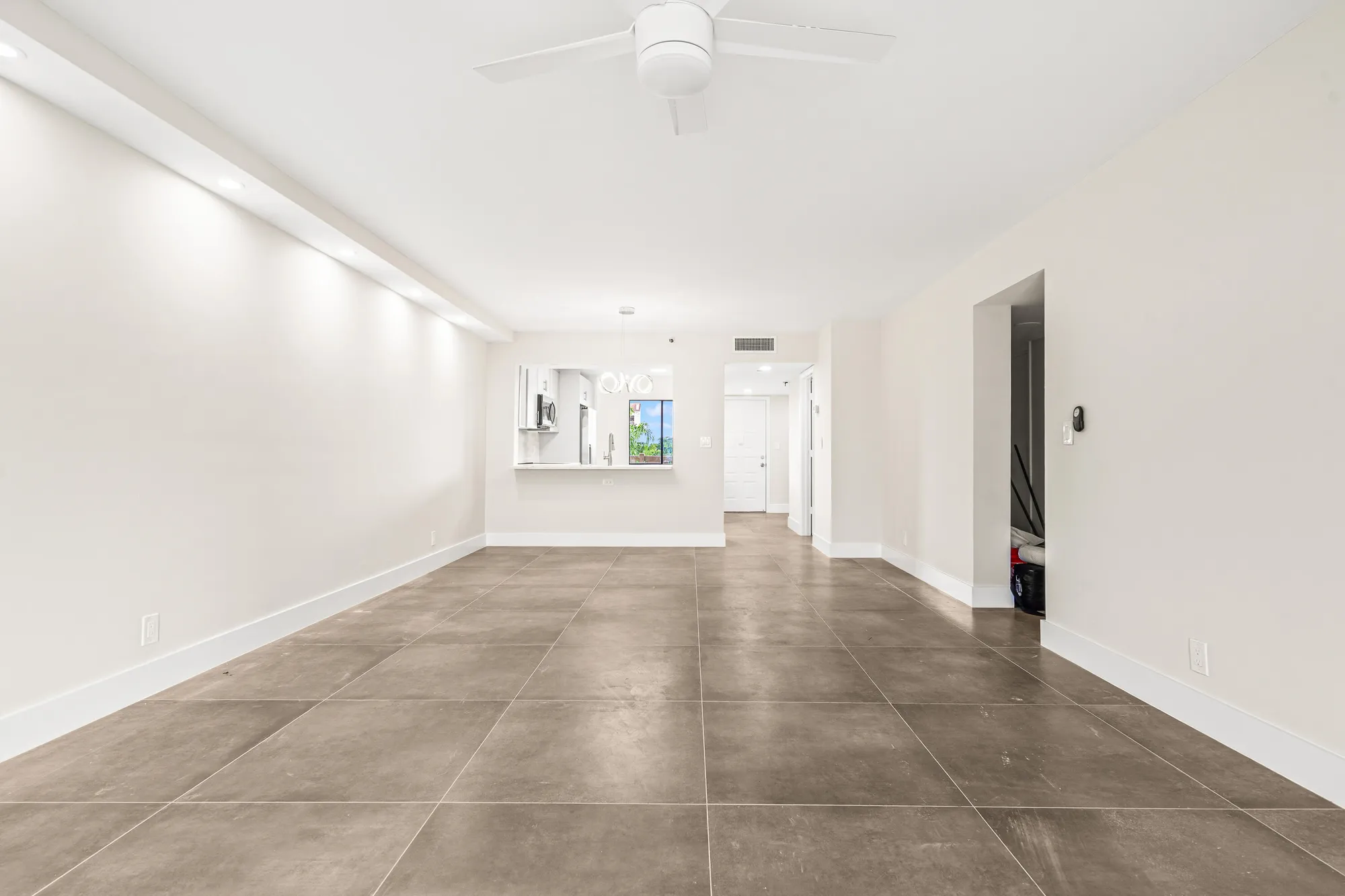 Property Slideshow image 26 of 32 | 14425 strathmore ln 505, Delray Beach, FL, 33446