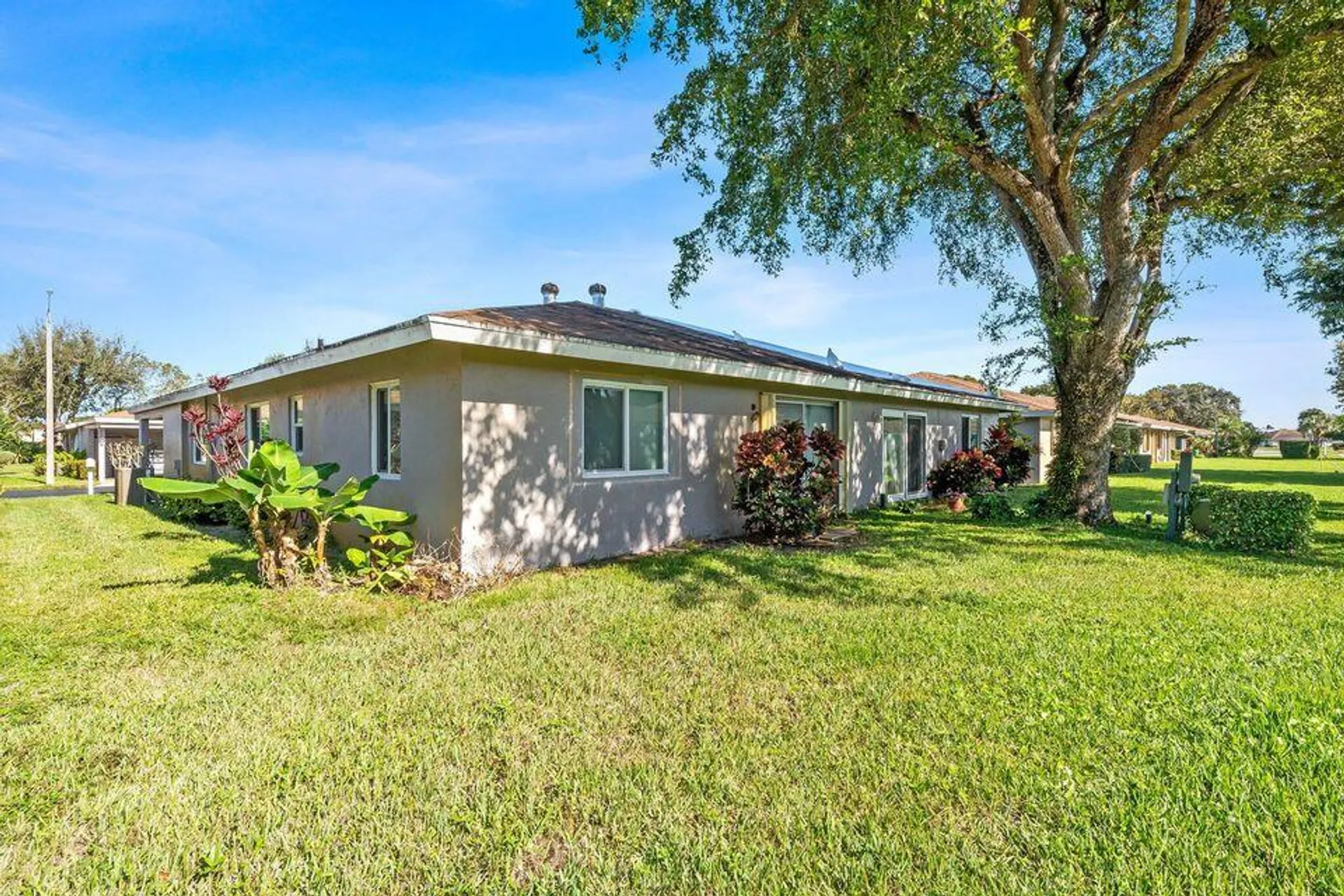 Property Slideshow image 23 of 34 | 6871 moonlit dr, Delray Beach, FL, 33446