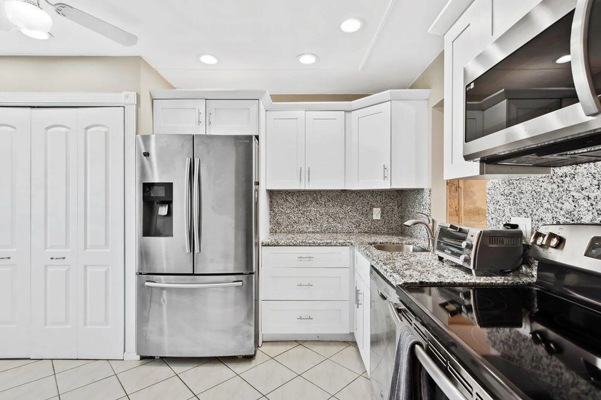 Property Slideshow image 7 of 34 | 6871 moonlit dr, Delray Beach, FL, 33446