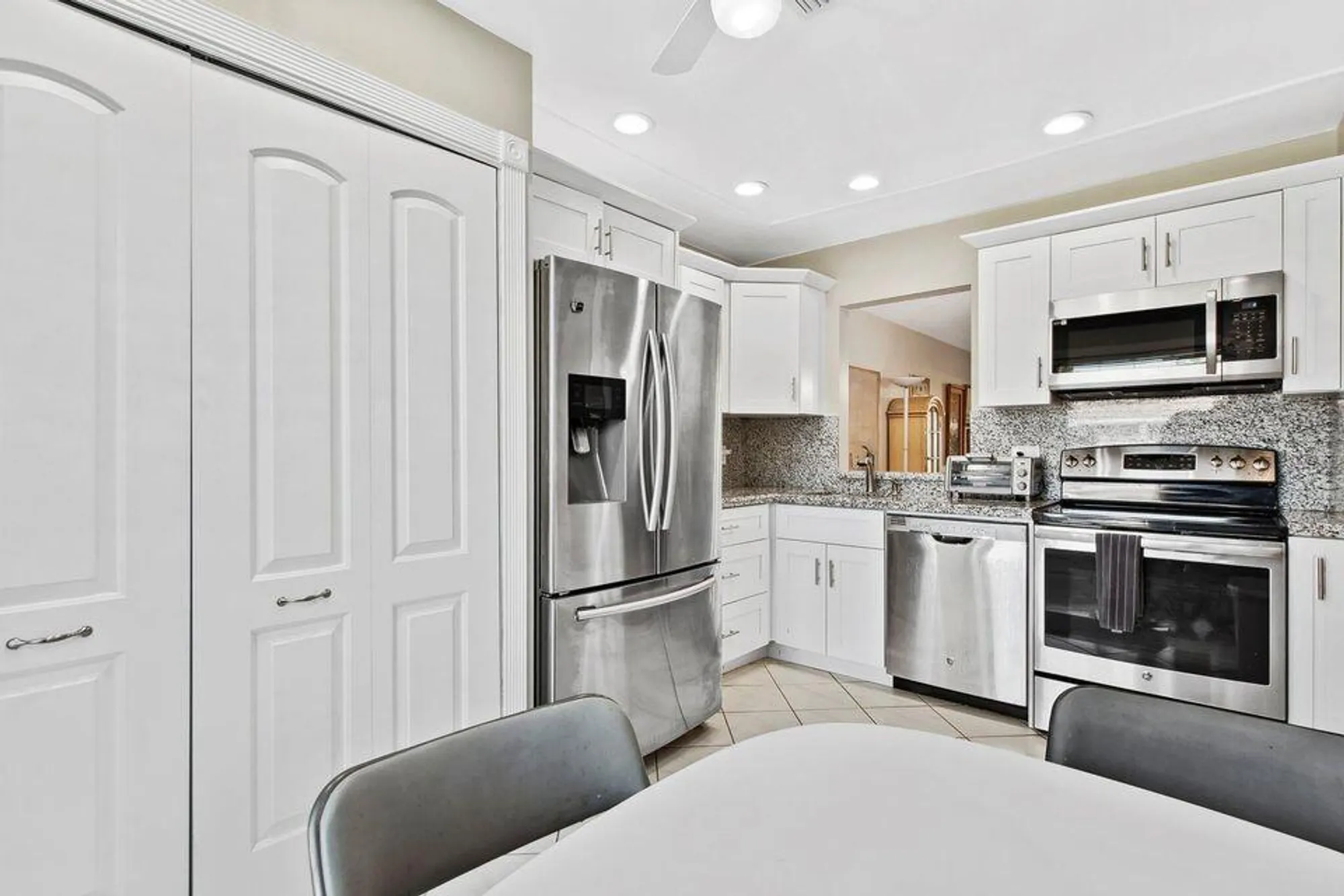 Property Slideshow image 6 of 34 | 6871 moonlit dr, Delray Beach, FL, 33446