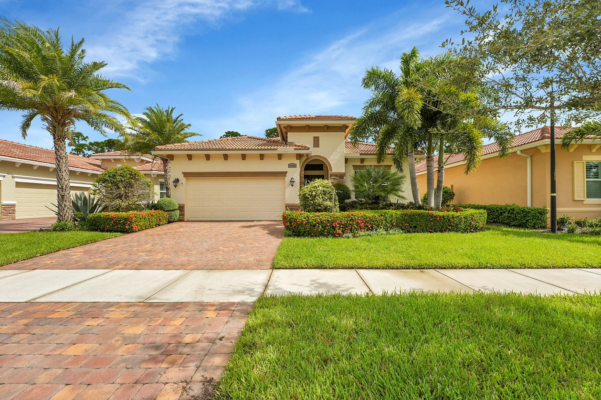 Property Slideshow image 2 of 48 | 10985 sw visconti way, Port Saint Lucie, FL, 34986