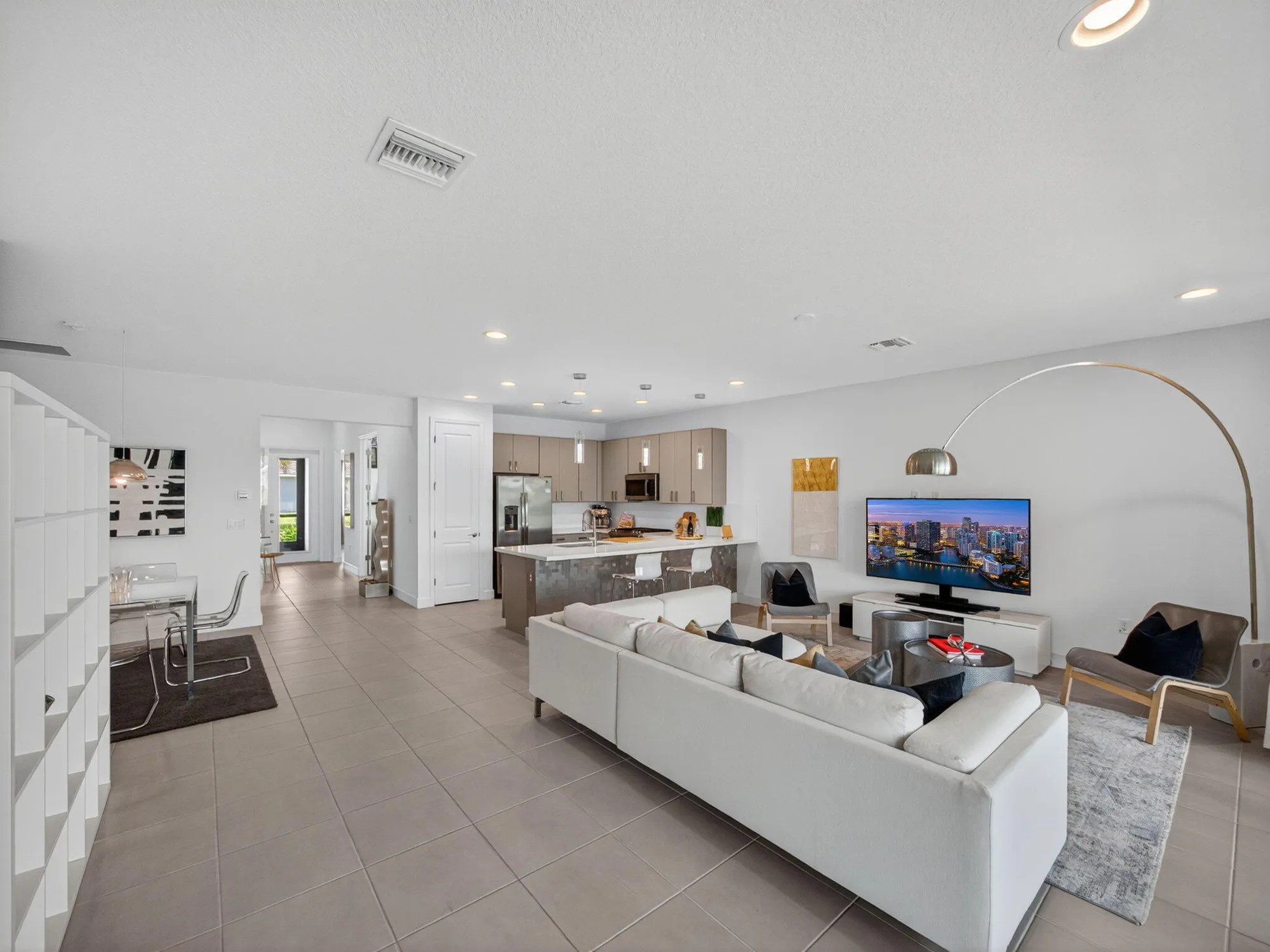 Property Slideshow image 12 of 118 | 11760 sw river crossing pl, Port Saint Lucie, FL, 34987