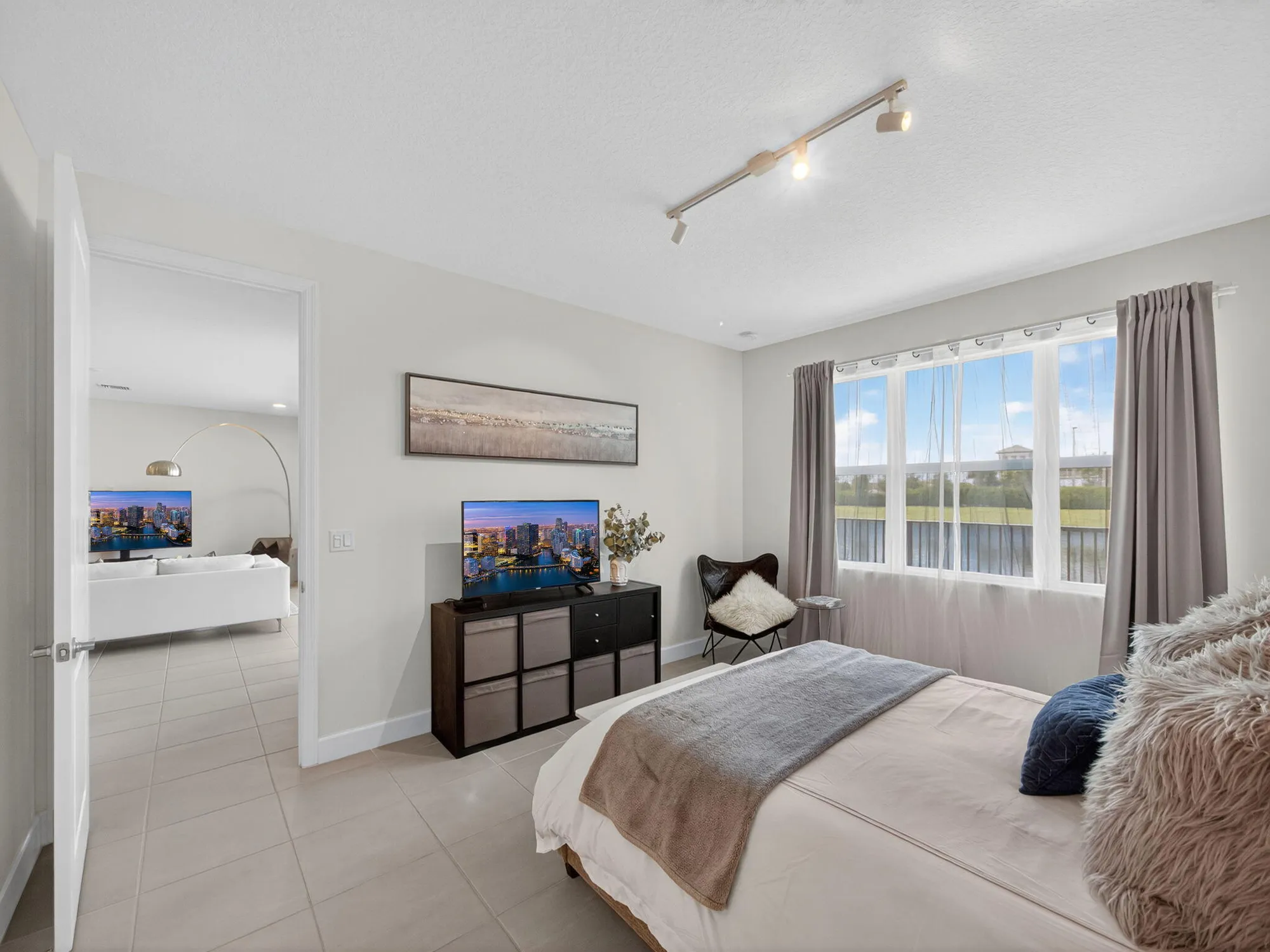 Property Slideshow image 16 of 118 | 11760 sw river crossing pl, Port Saint Lucie, FL, 34987