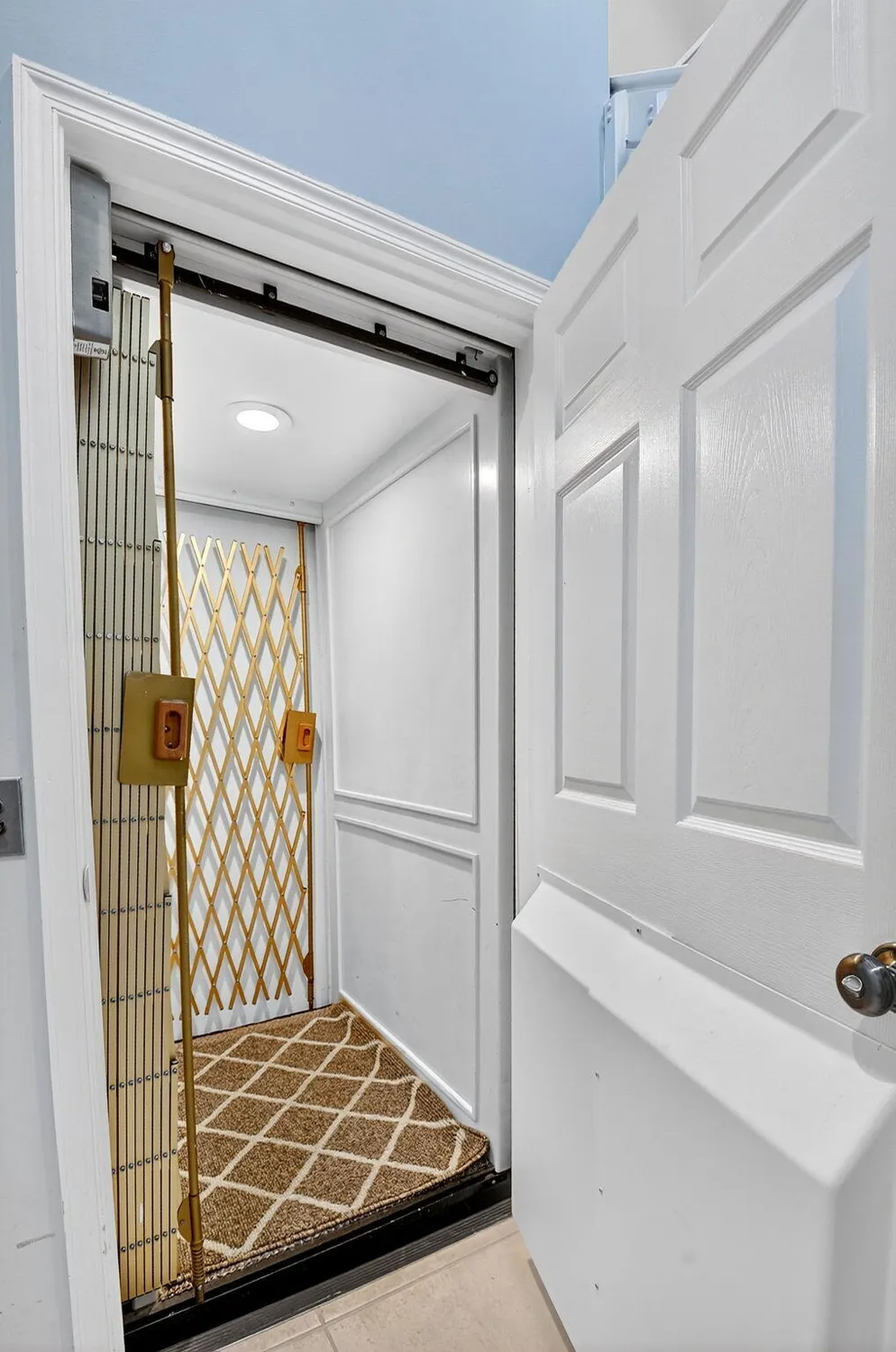 Property Slideshow image 12 of 91 | 12528 crystal pointe dr unit 202, Boynton Beach, FL, 33437