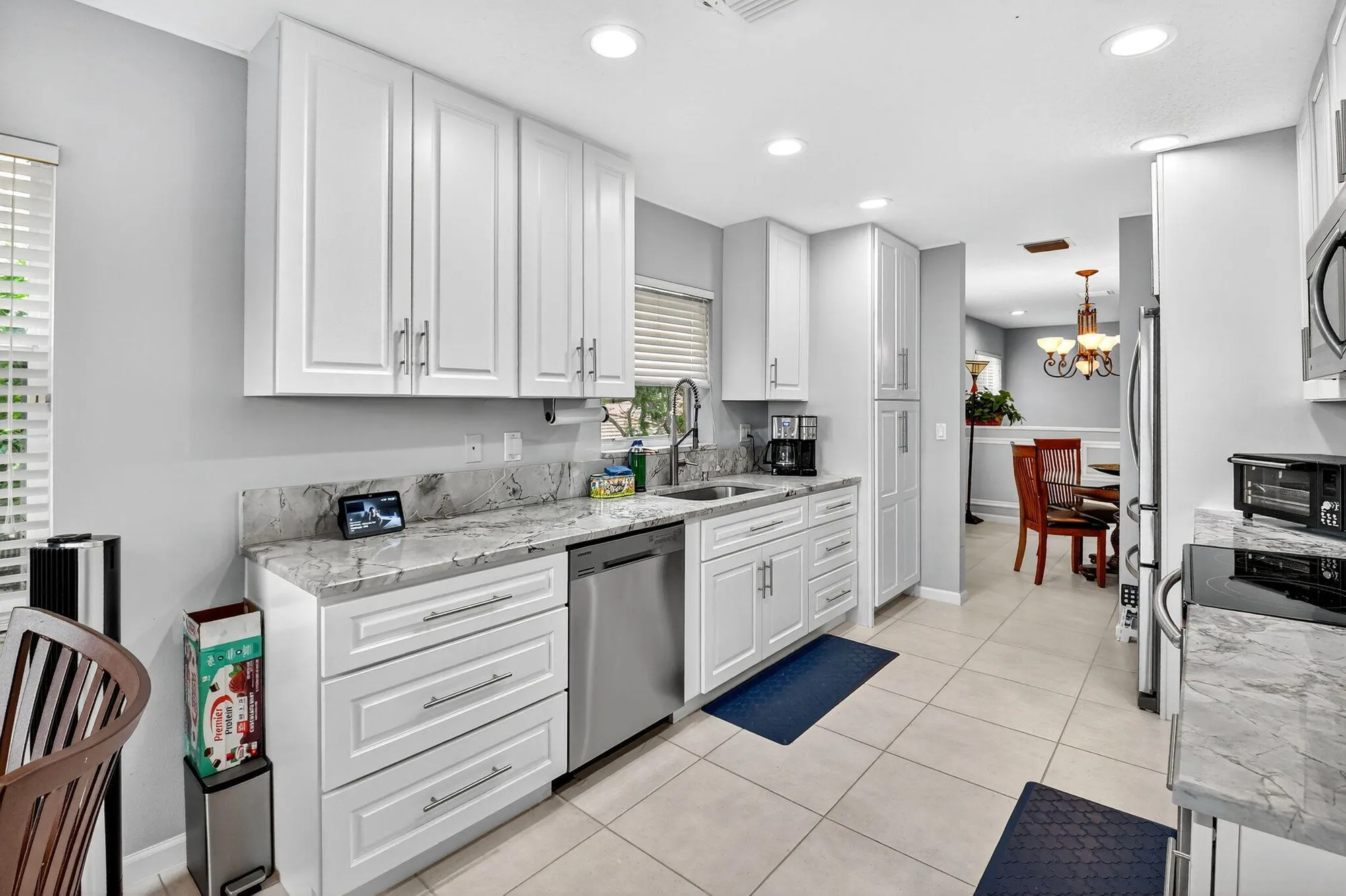 Property Slideshow image 26 of 91 | 12528 crystal pointe dr unit 202, Boynton Beach, FL, 33437