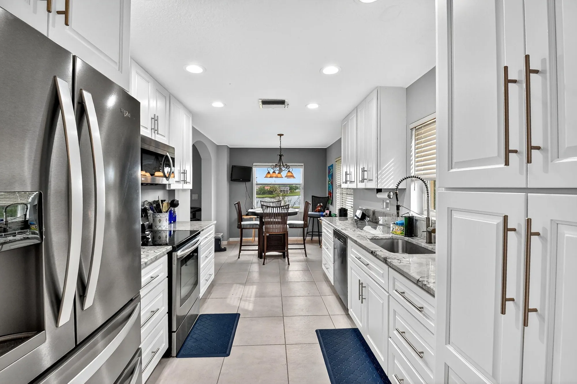 Property Slideshow image 27 of 91 | 12528 crystal pointe dr unit 202, Boynton Beach, FL, 33437